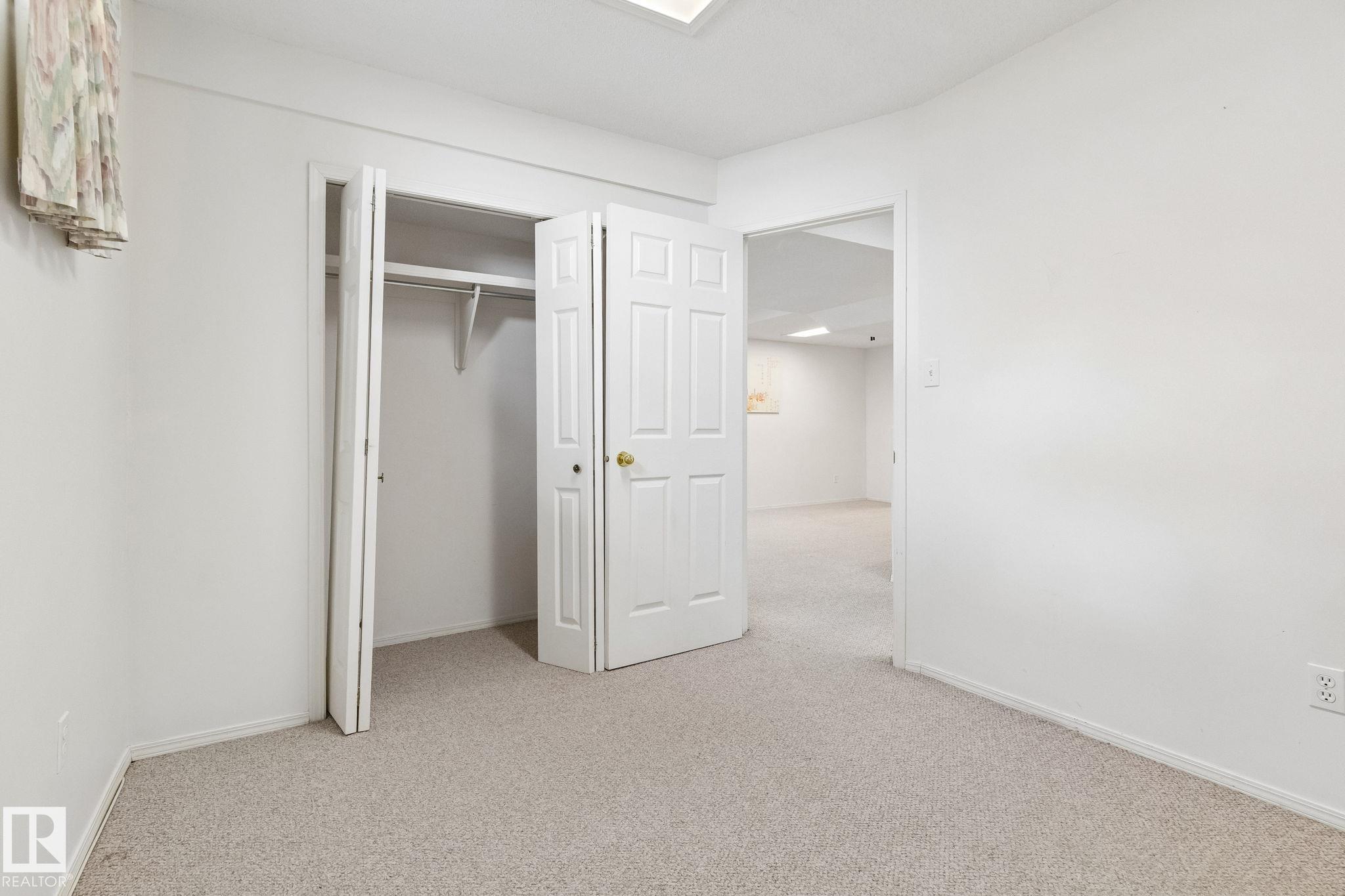 https://zimg.paragon.ice.com/ParagonImages/Property/PM/RAE/225401422/35/0/0/2b39992d93048b1da67bd8ba063bfc01/1/14d6b58d9848c897289349da1ee81941/225401422-06276fe3-2303-4a4b-8aa7-b003ad251dfe.JPG