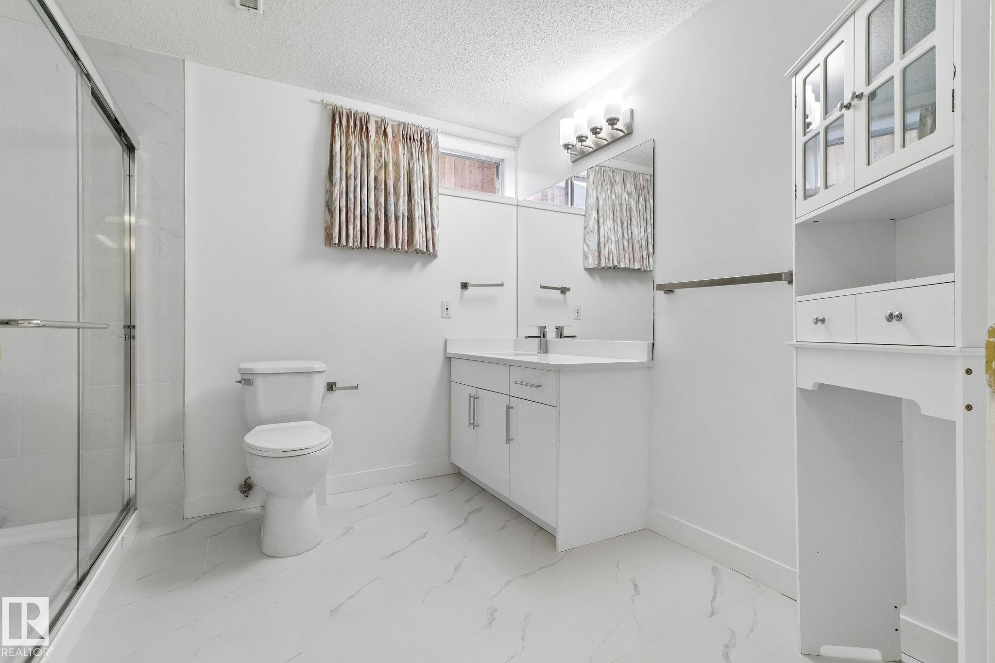 https://zimg.paragon.ice.com/ParagonImages/Property/PM/RAE/225401422/38/0/0/99c1fb8ea72dd25e9e4ca893de249350/1/14d6b58d9848c897289349da1ee81941/225401422-3ec3025c-8ffd-4163-b56c-51f4a4b35772.JPG