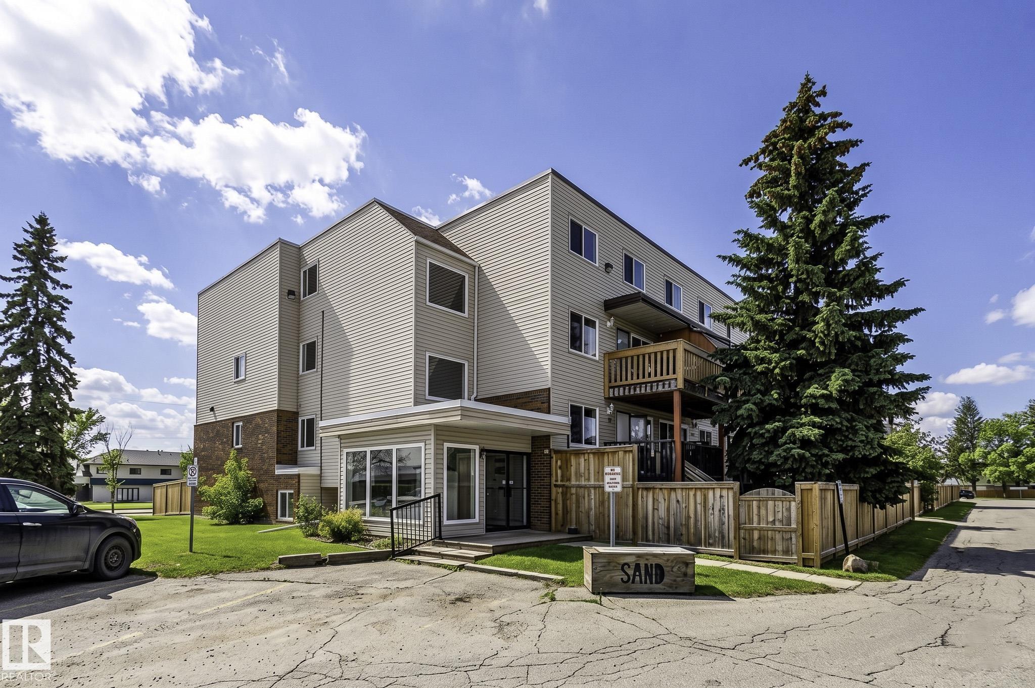 130 - 95 Mckenney Avenue, Lacombe Park, St. Albert