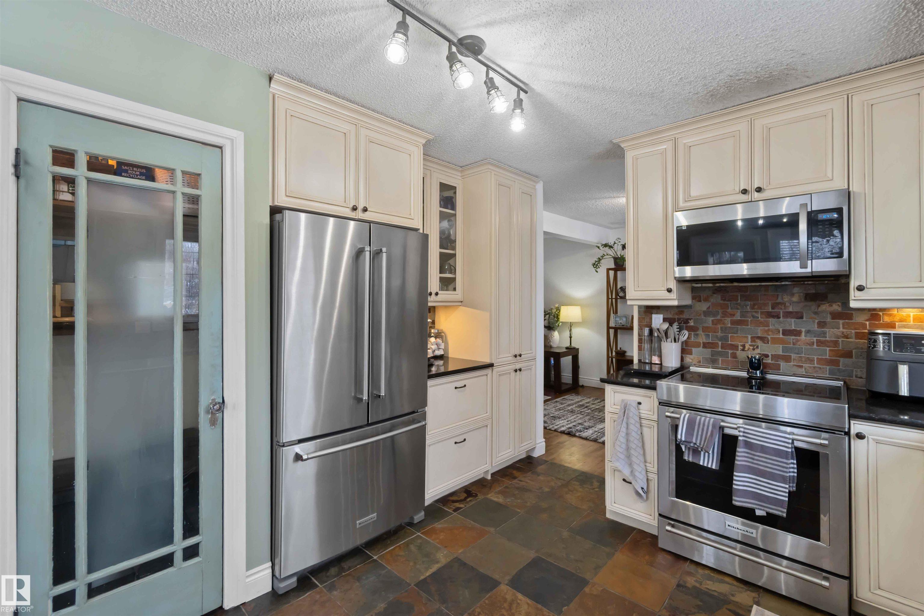 Photo 34 at 501 Lakeside Drive, Spring Lake, Rural Parkland County