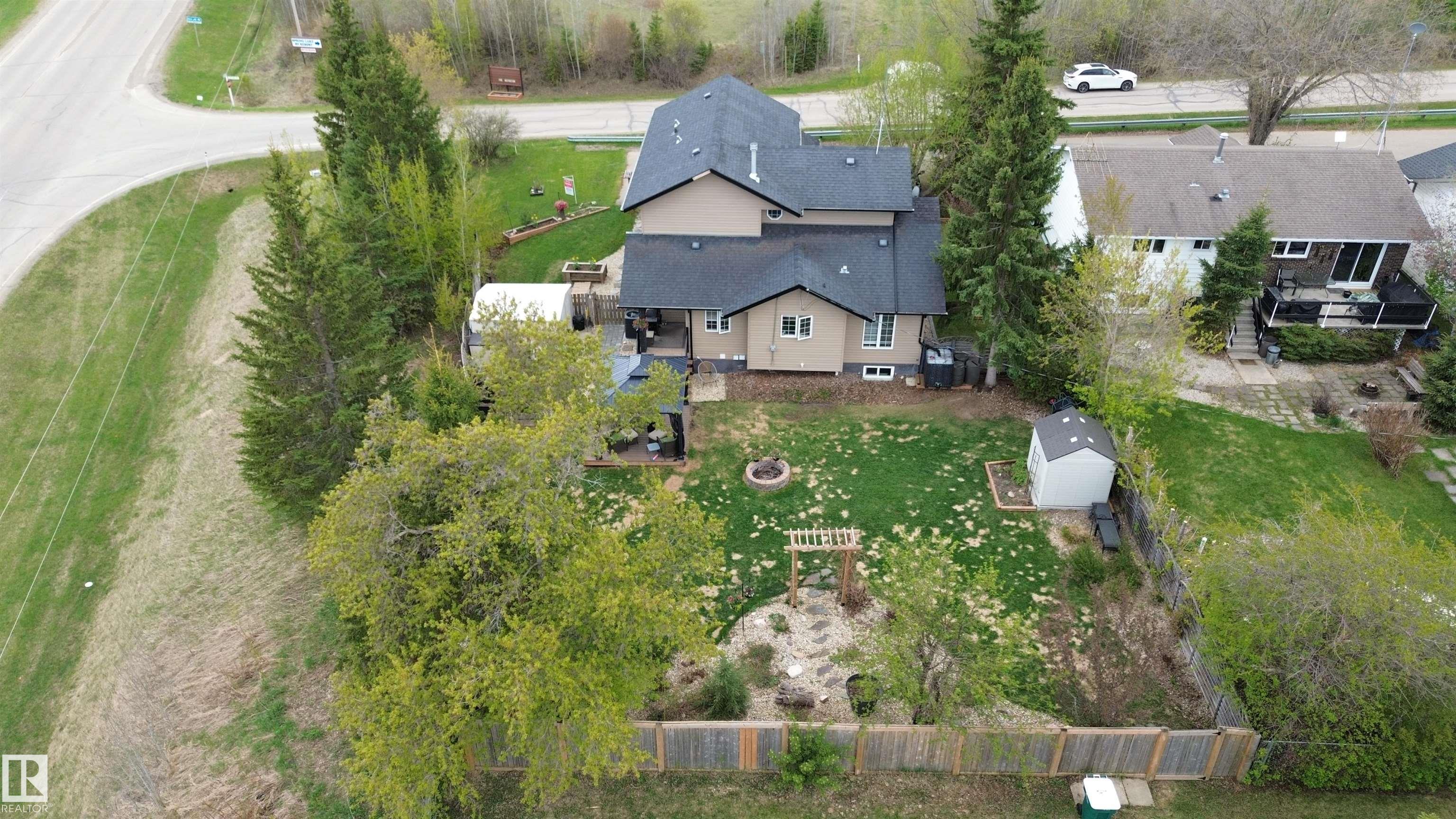 501 Lakeside Drive, Spring Lake, Rural Parkland County