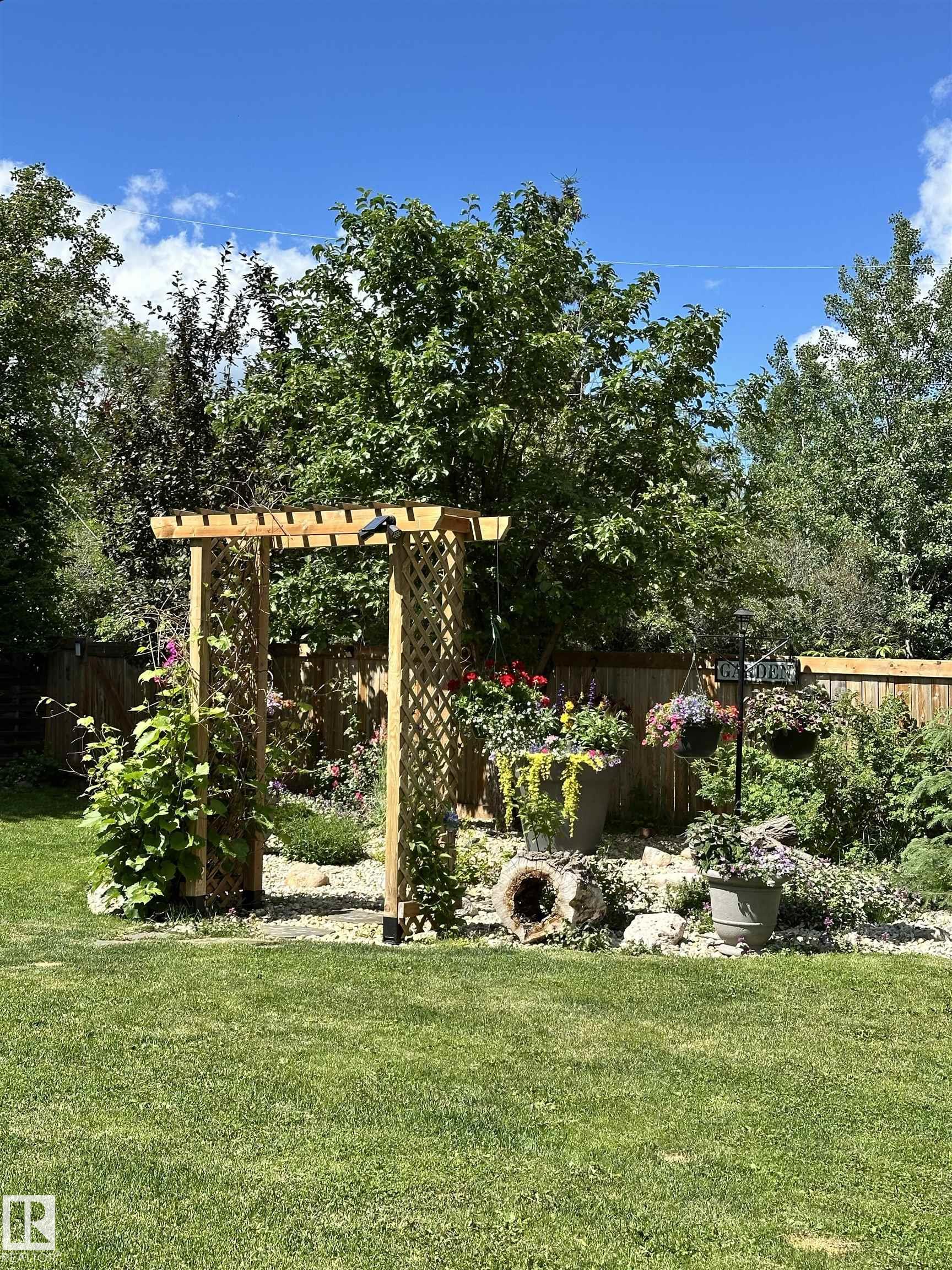 Photo 74 at 501 Lakeside Drive, Spring Lake, Rural Parkland County