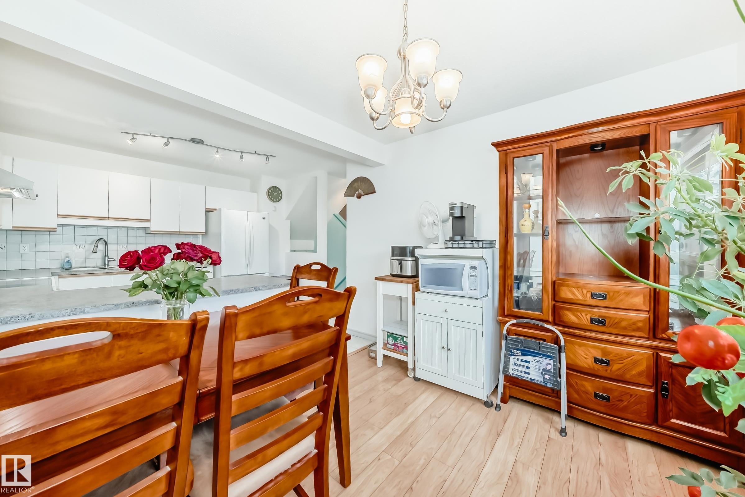 Photo 11 at 28 - 9520 174 Street NW, Terra Losa, Edmonton