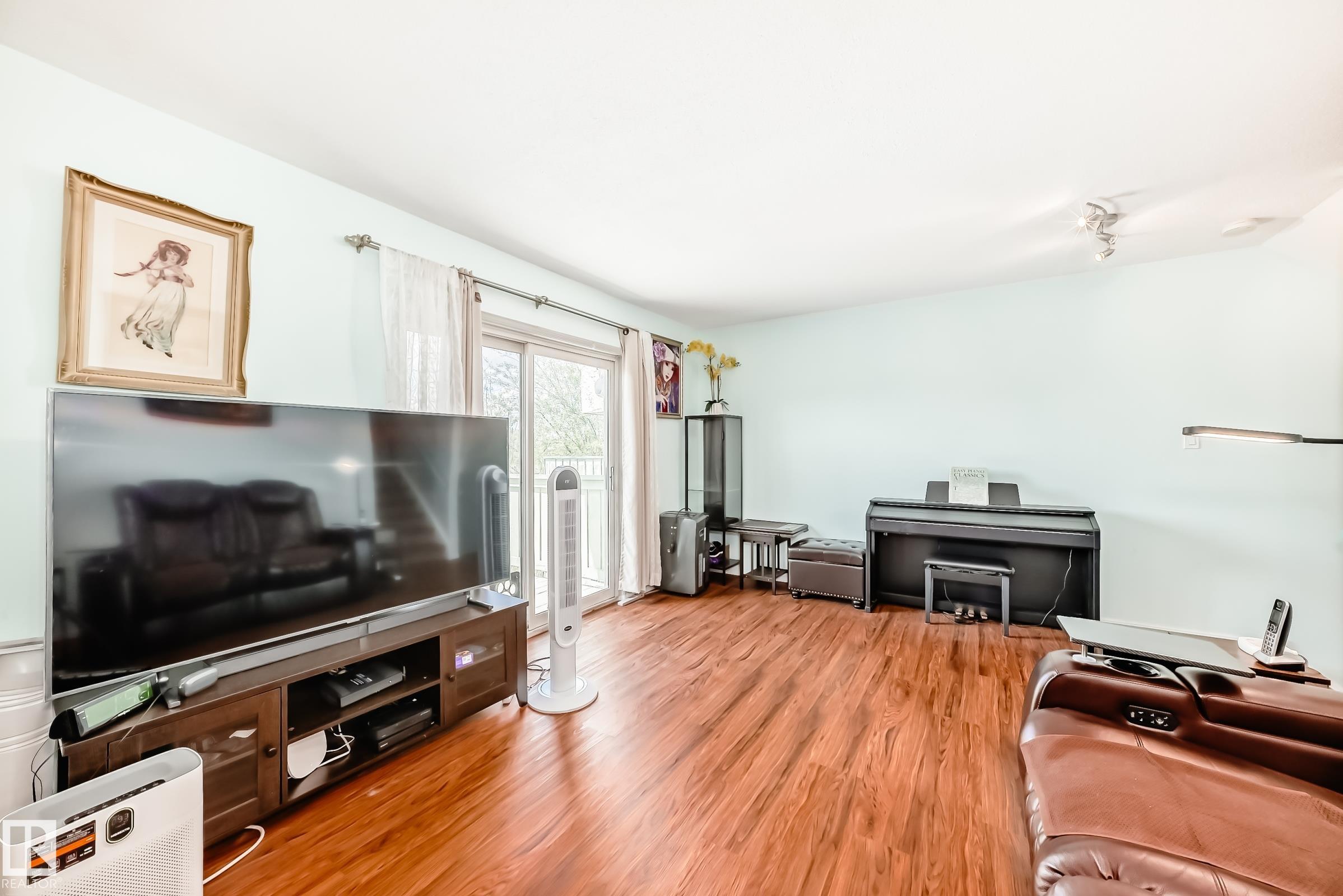Photo 17 at 28 - 9520 174 Street NW, Terra Losa, Edmonton