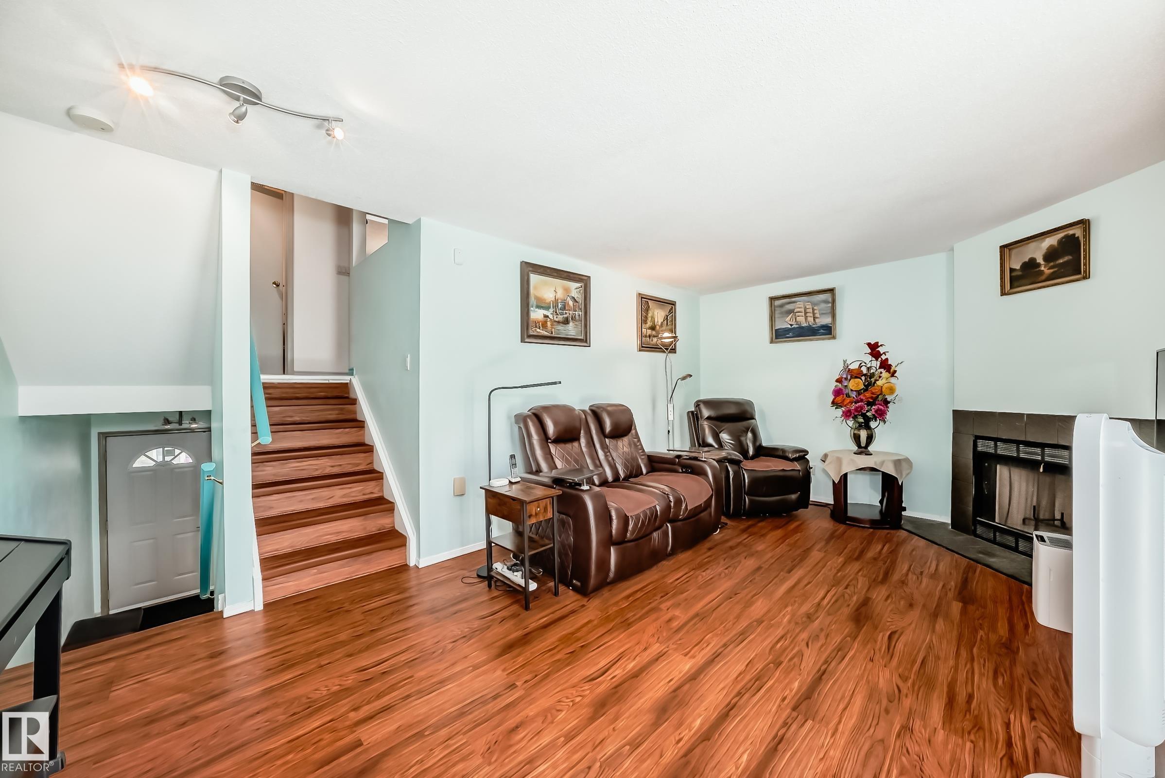 Photo 18 at 28 - 9520 174 Street NW, Terra Losa, Edmonton