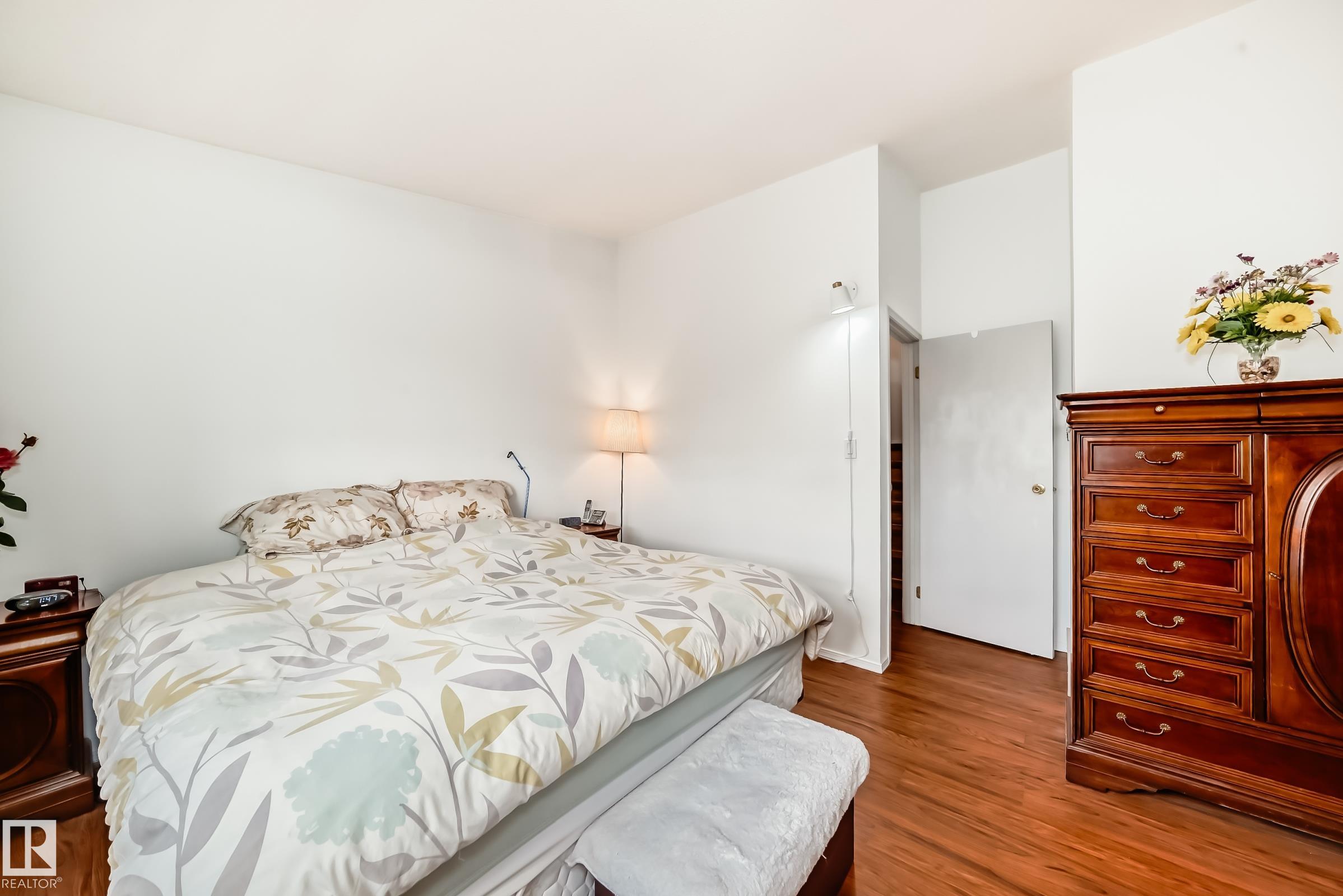 Photo 25 at 28 - 9520 174 Street NW, Terra Losa, Edmonton