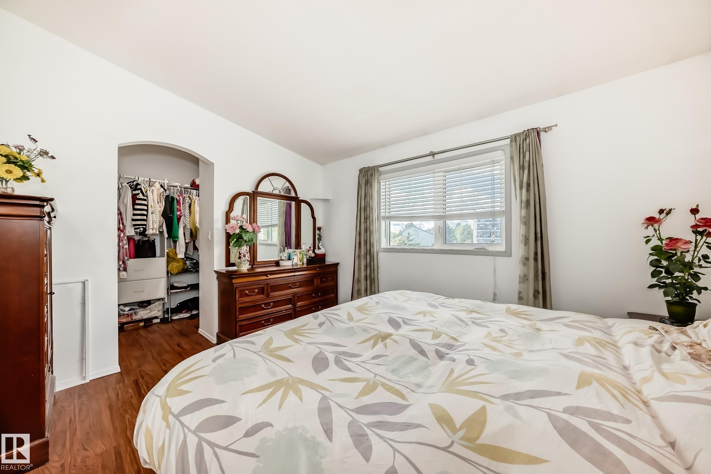 Photo 26 at 28 - 9520 174 Street NW, Terra Losa, Edmonton