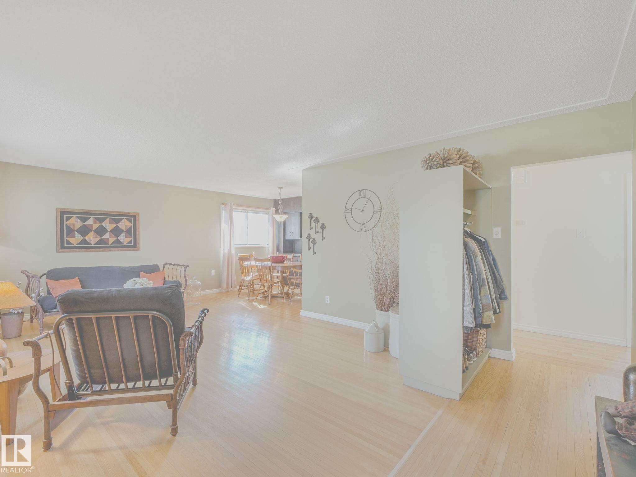 Photo 26 at 9635 64 Avenue NW, Hazeldean, Edmonton