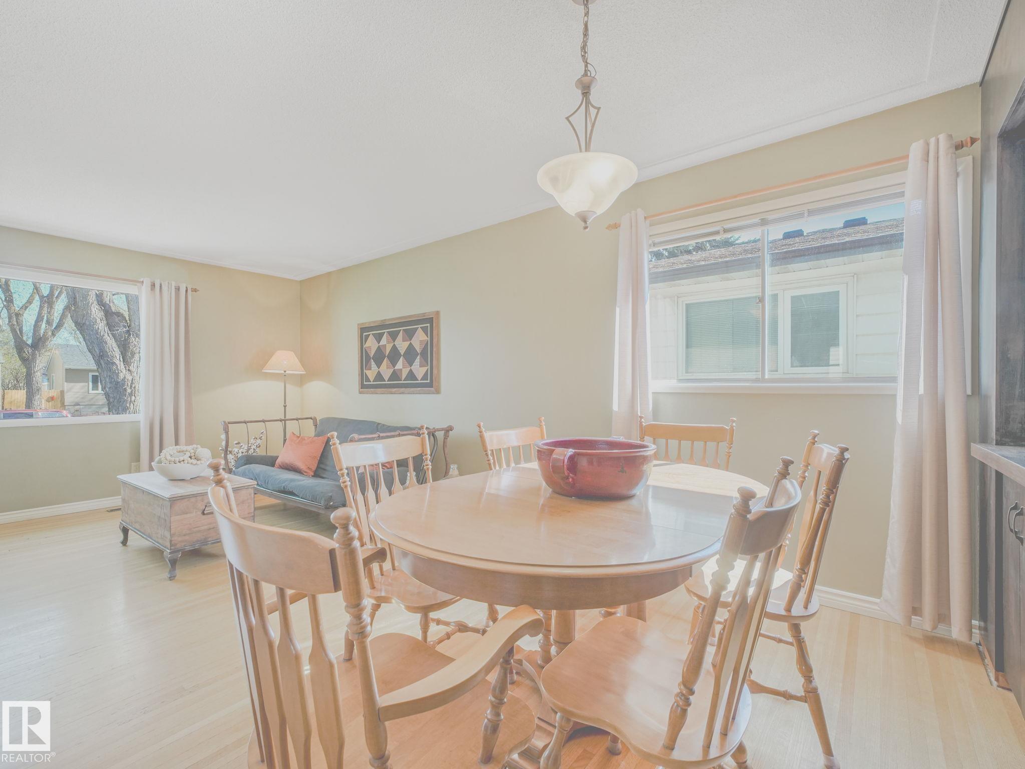 Photo 35 at 9635 64 Avenue NW, Hazeldean, Edmonton