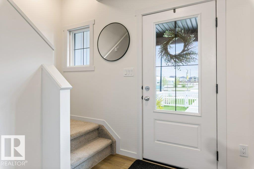 4 Jensen Gate, Jensen Lakes, St. Albert