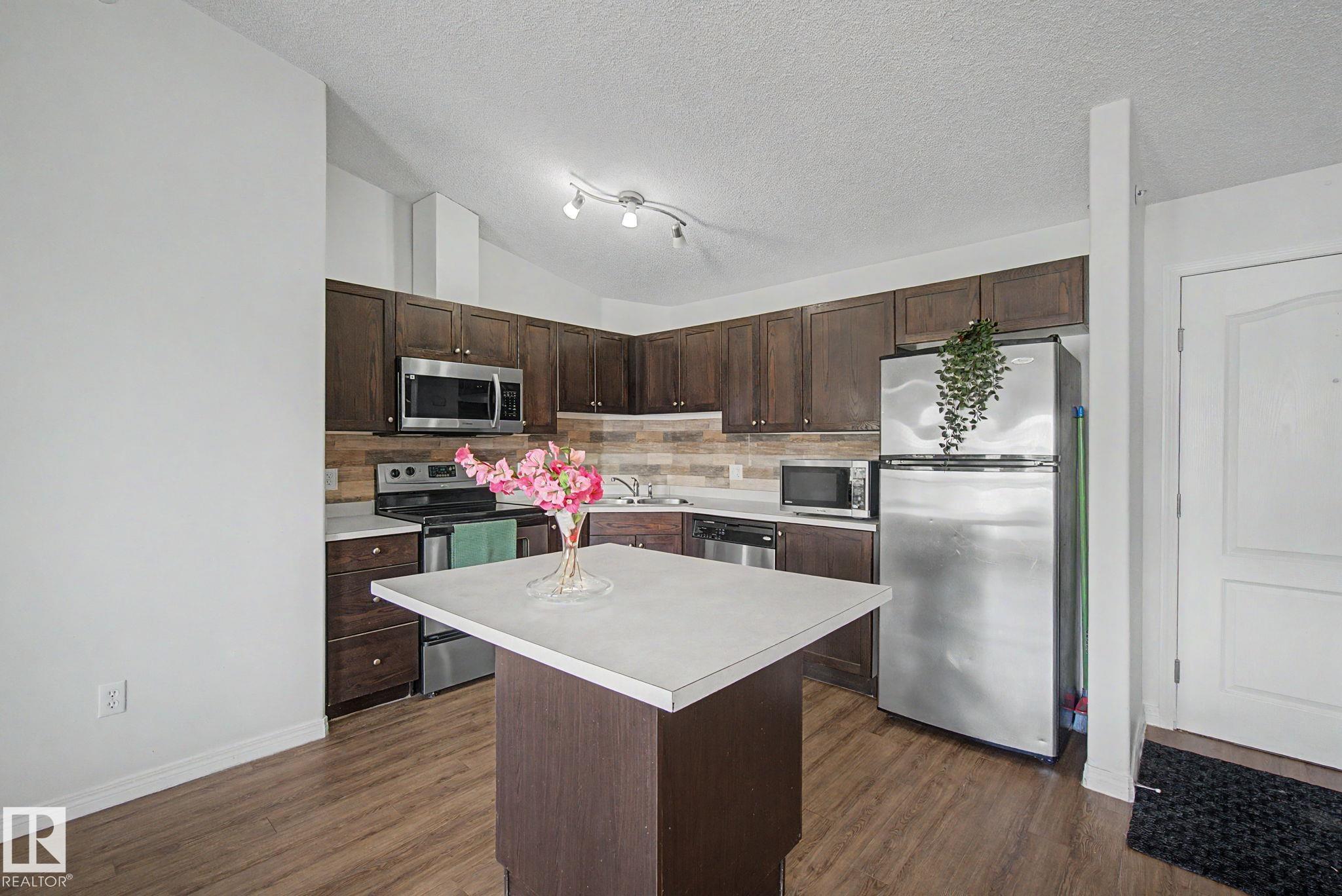 Photo 9 at 1401 - 9363 Simpson Drive NW, South Terwillegar, Edmonton