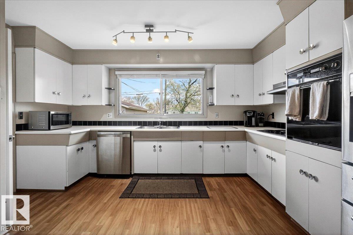 Photo 18 at 13015 115 Street NW, Calder, Edmonton
