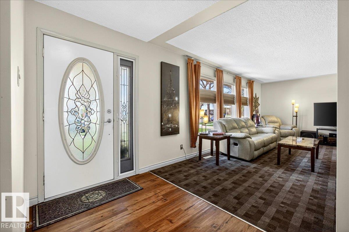 Photo 8 at 13015 115 Street NW, Calder, Edmonton