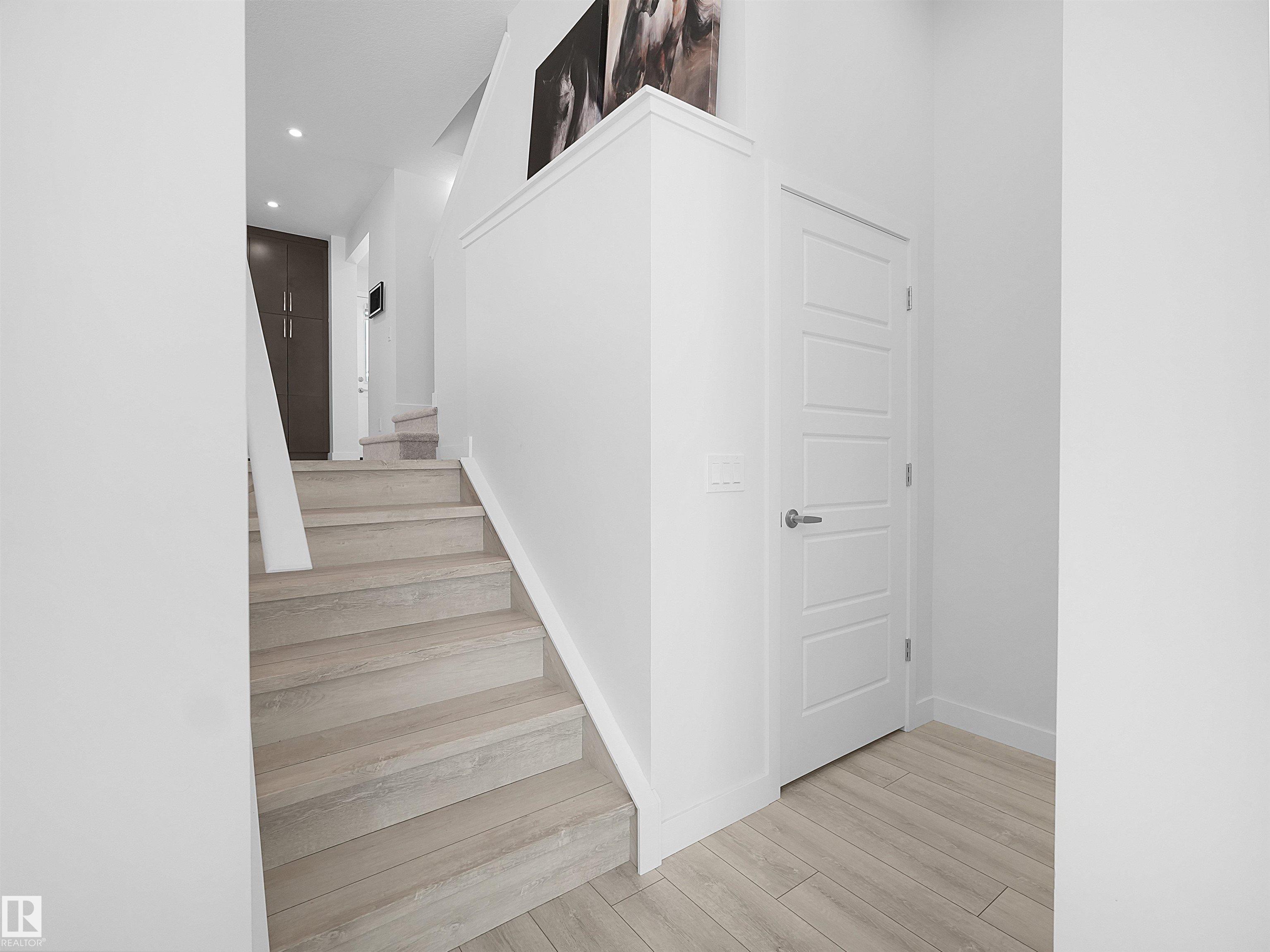 Photo 10 at 114 Stonehouse Way, Southfork, Leduc