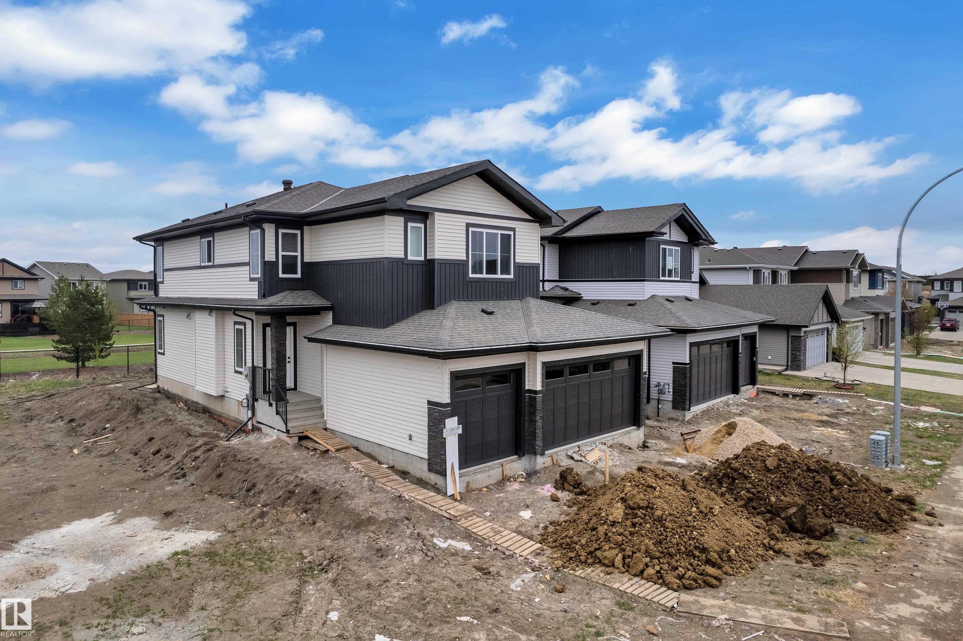 12623 44 Street NW, Homesteader, Edmonton