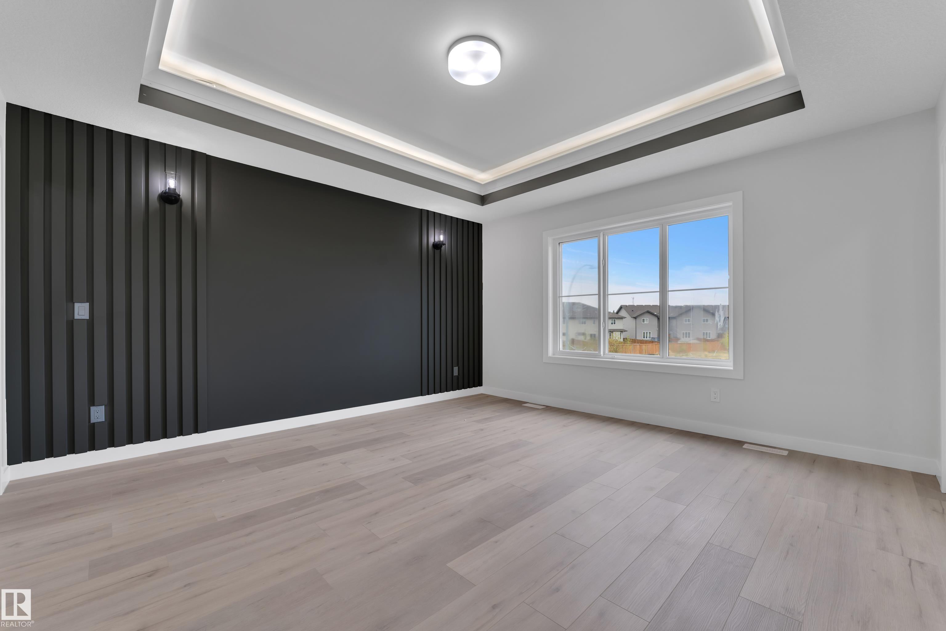 Photo 33 at 12623 44 Street NW, Homesteader, Edmonton