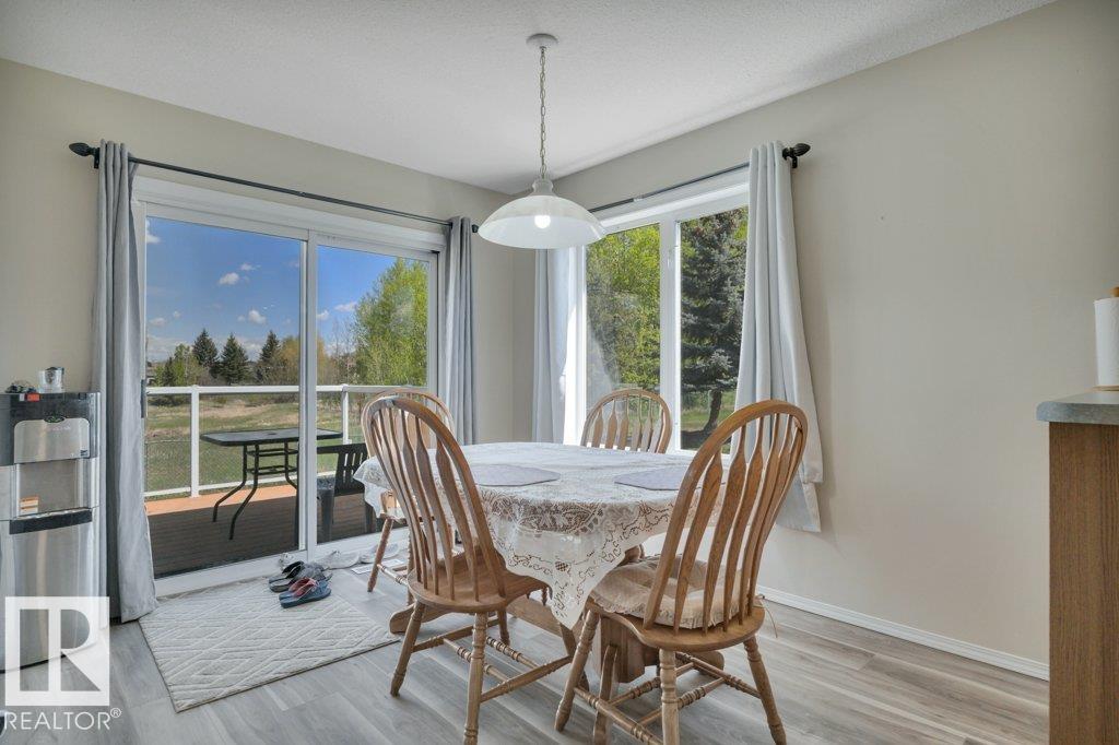 Photo 11 at 205 Ravine villa(s), Bridgeport, Leduc
