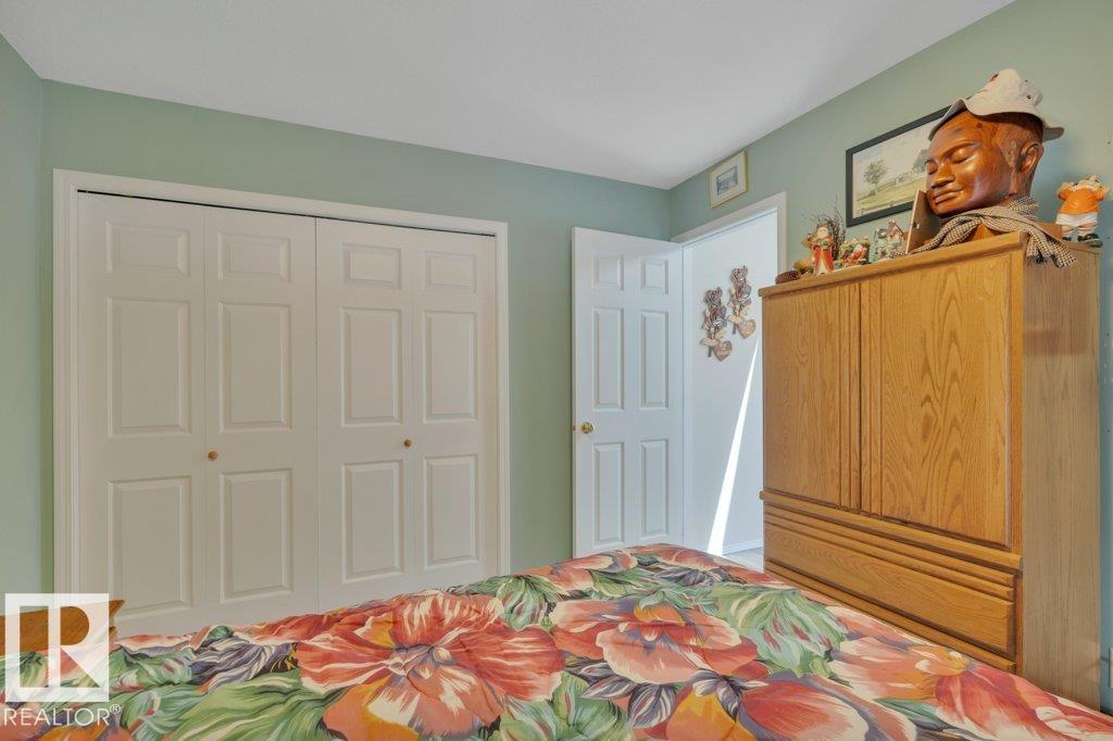 Photo 25 at 205 Ravine villa(s), Bridgeport, Leduc