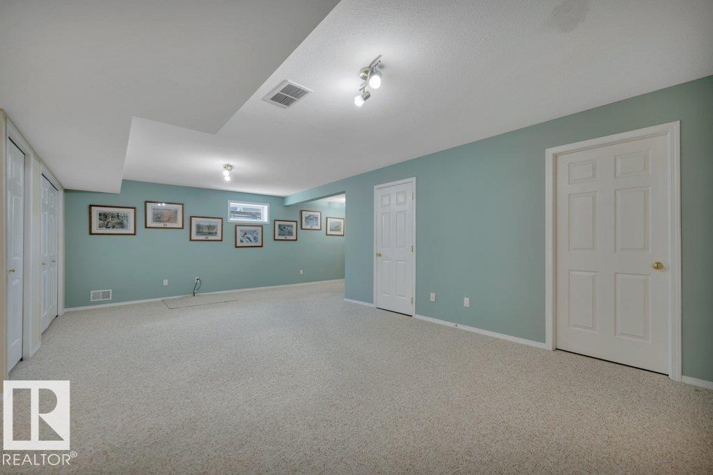 Photo 29 at 205 Ravine villa(s), Bridgeport, Leduc