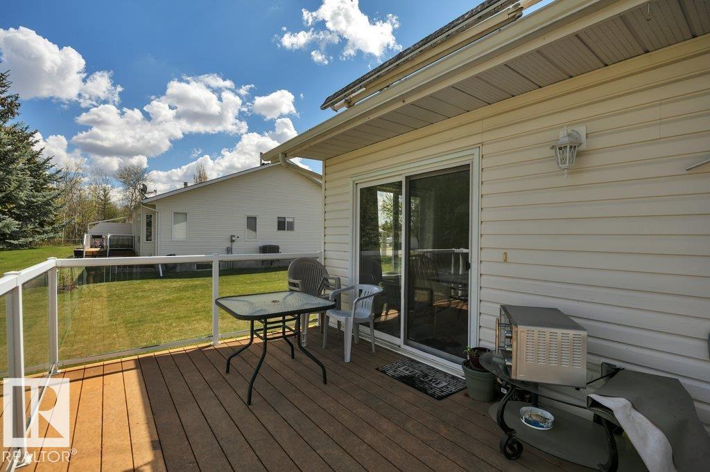 Photo 38 at 205 Ravine villa(s), Bridgeport, Leduc