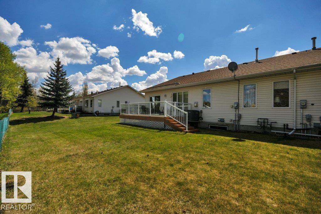 Photo 40 at 205 Ravine villa(s), Bridgeport, Leduc