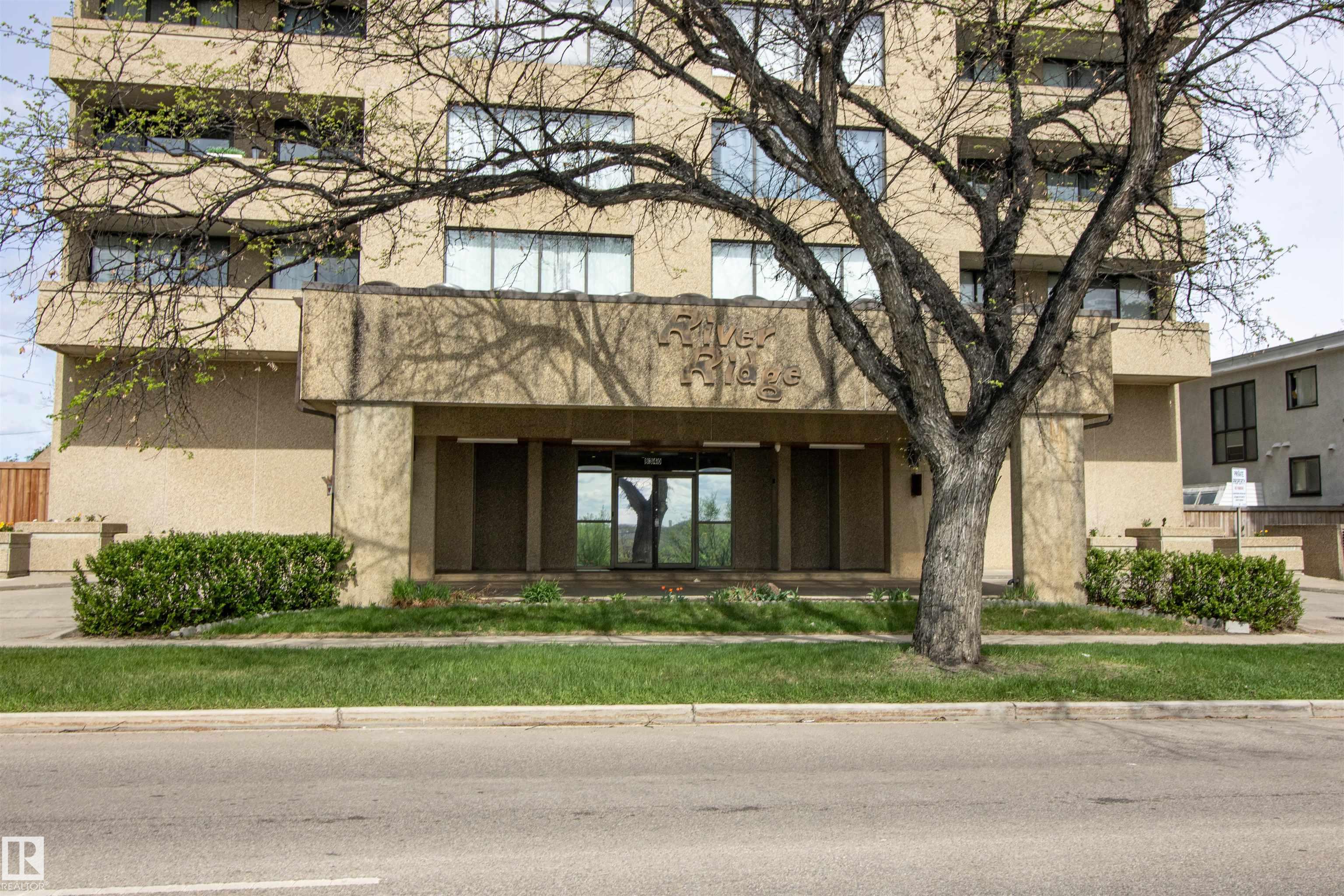 202 - 8340 Jasper Avenue NW, Cromdale, Edmonton