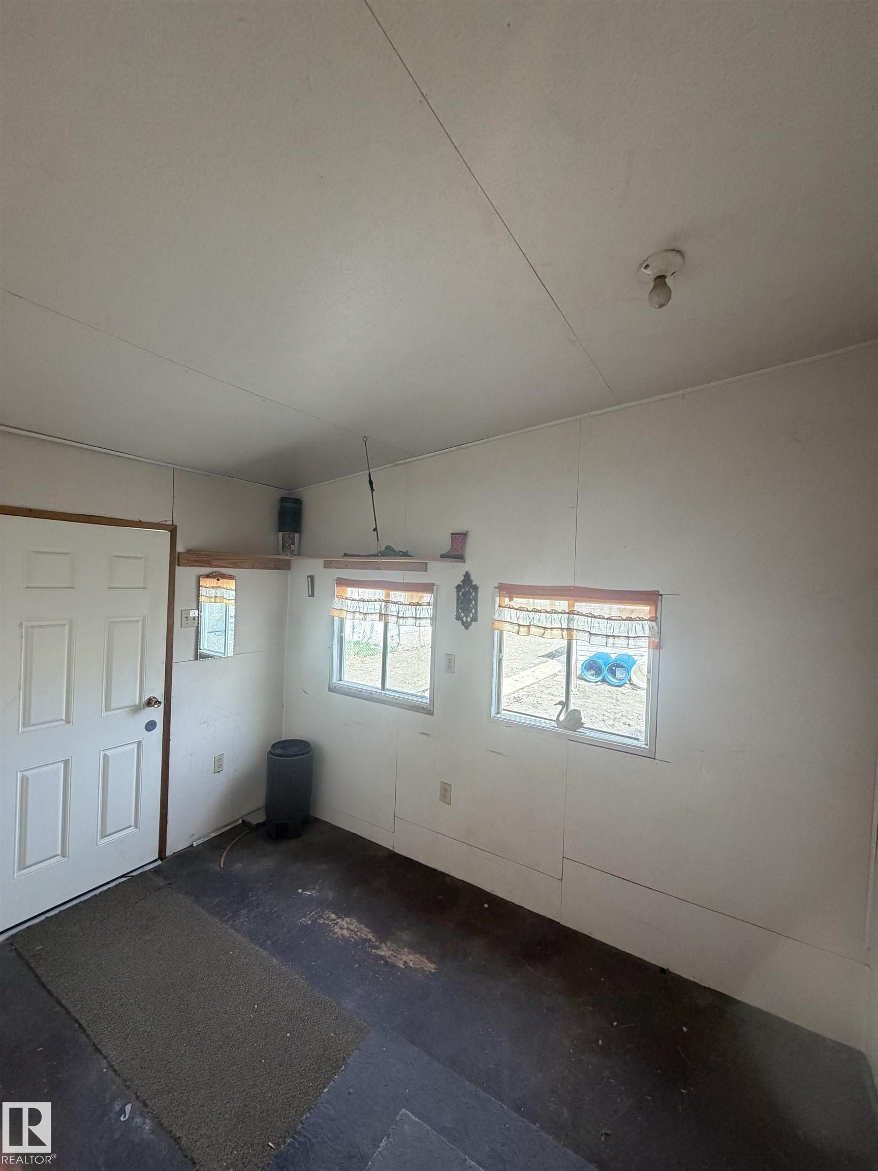 Photo 14 at 9630 106 Avenue NW, Mccauley, Edmonton