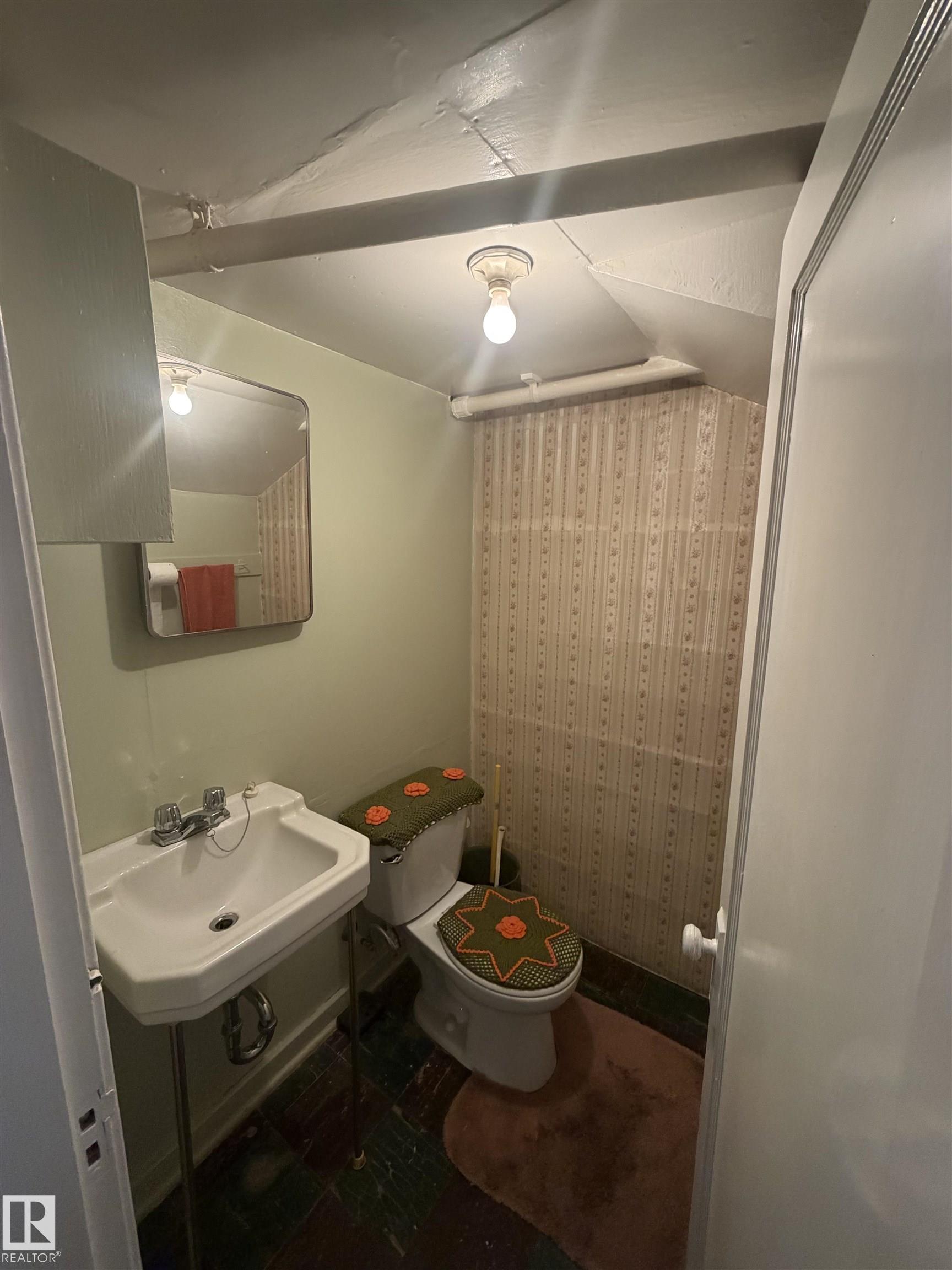 Photo 18 at 9630 106 Avenue NW, Mccauley, Edmonton