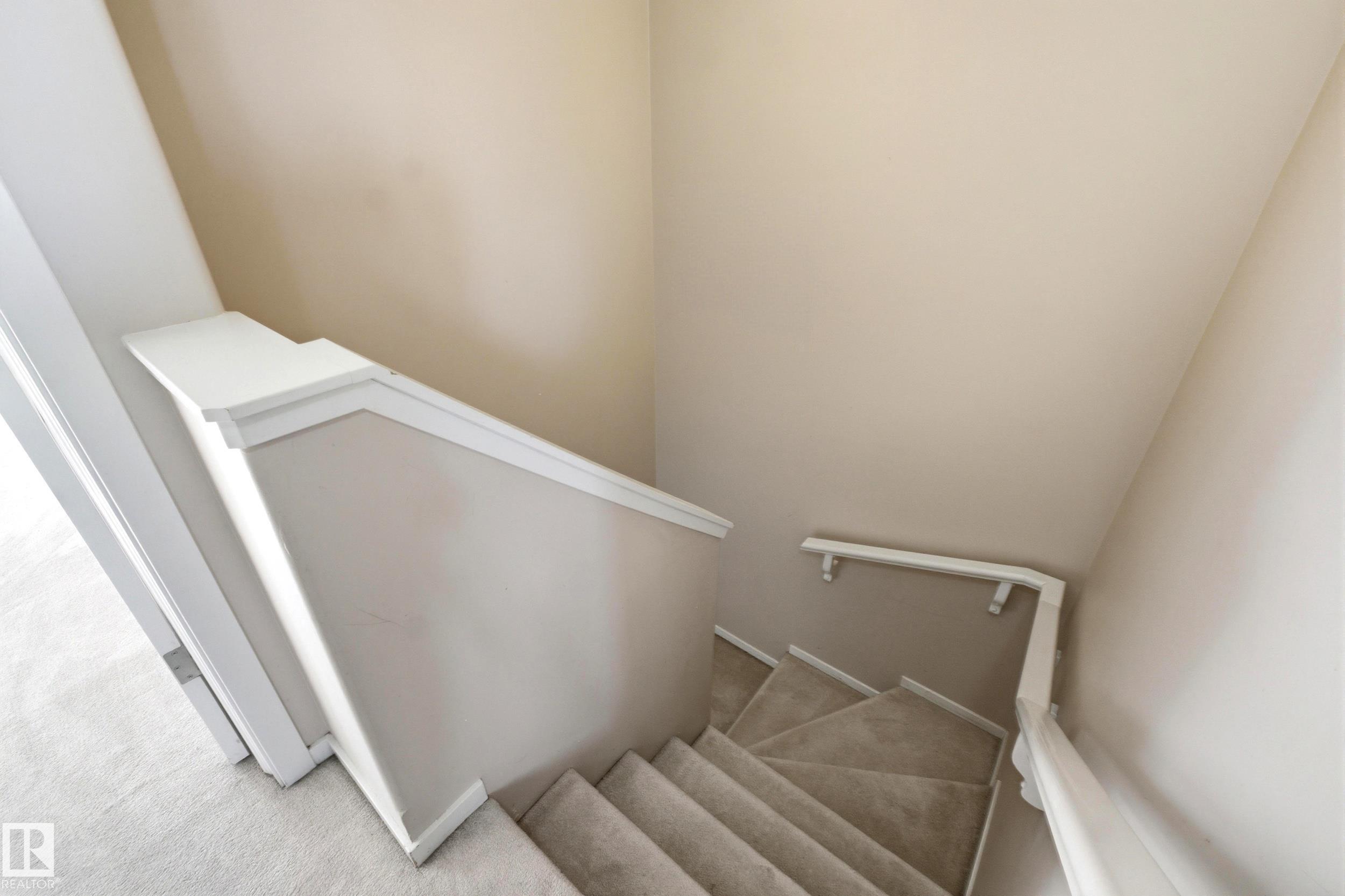Photo 15 at 2132 32 Street NW, Laurel, Edmonton