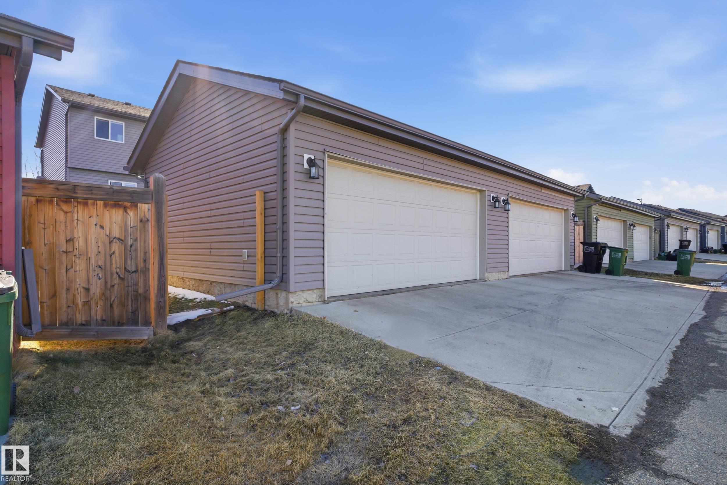 Photo 26 at 2132 32 Street NW, Laurel, Edmonton