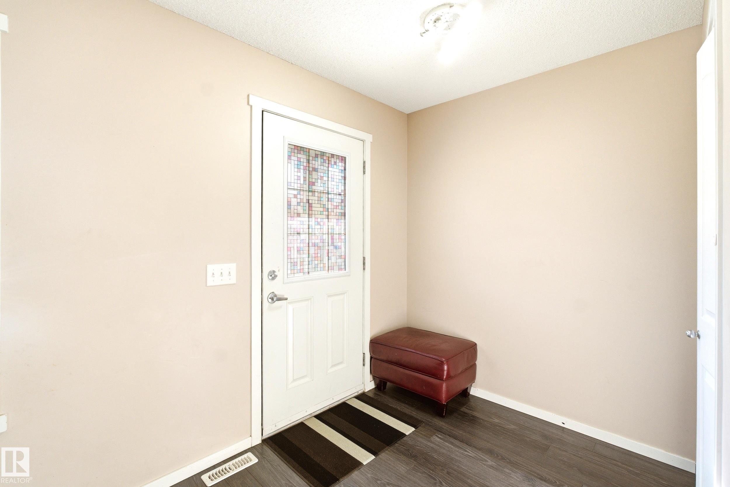 2132 32 Street NW, Laurel, Edmonton