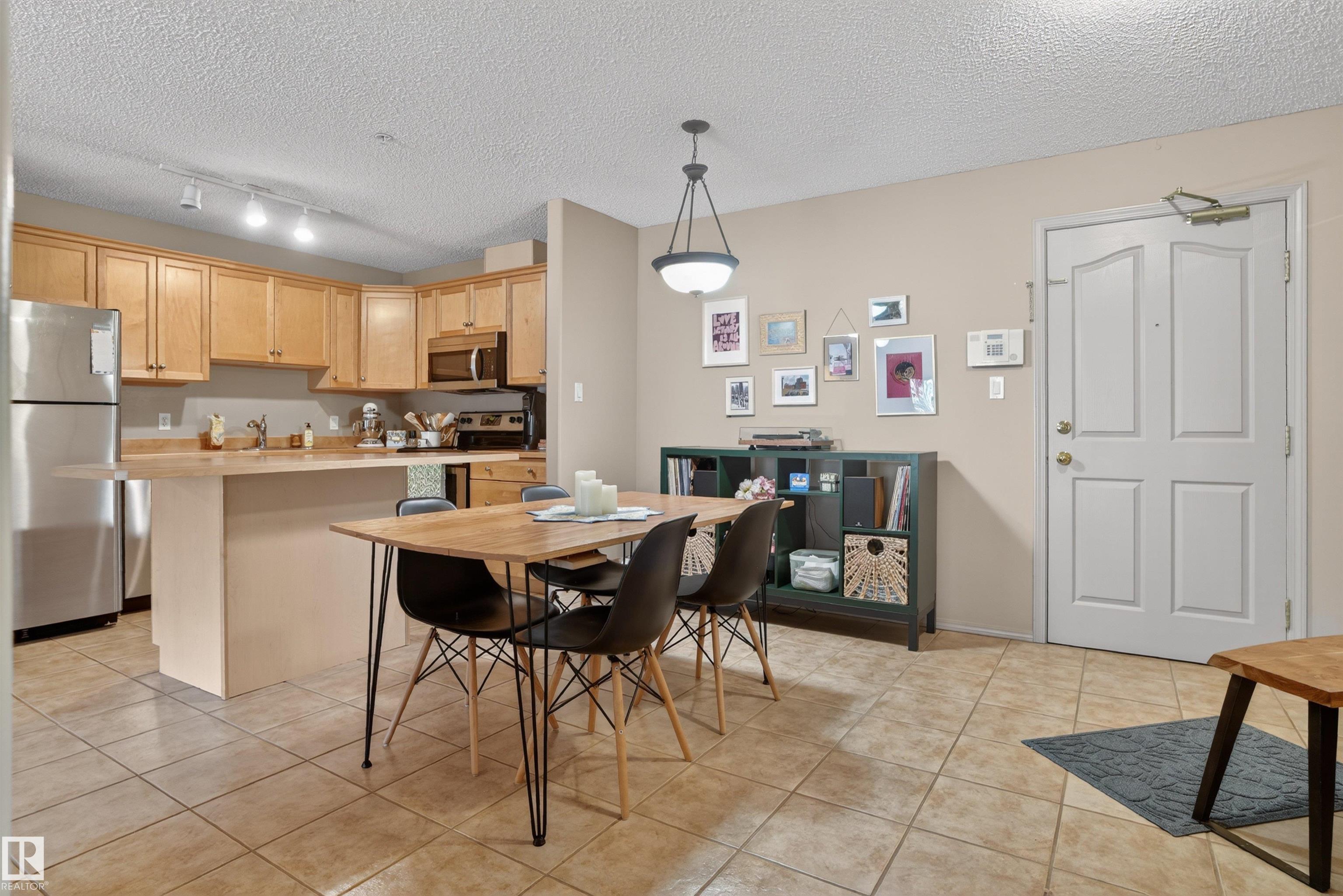110 - 2903 Rabbit Hill Road NW, Hodgson, Edmonton