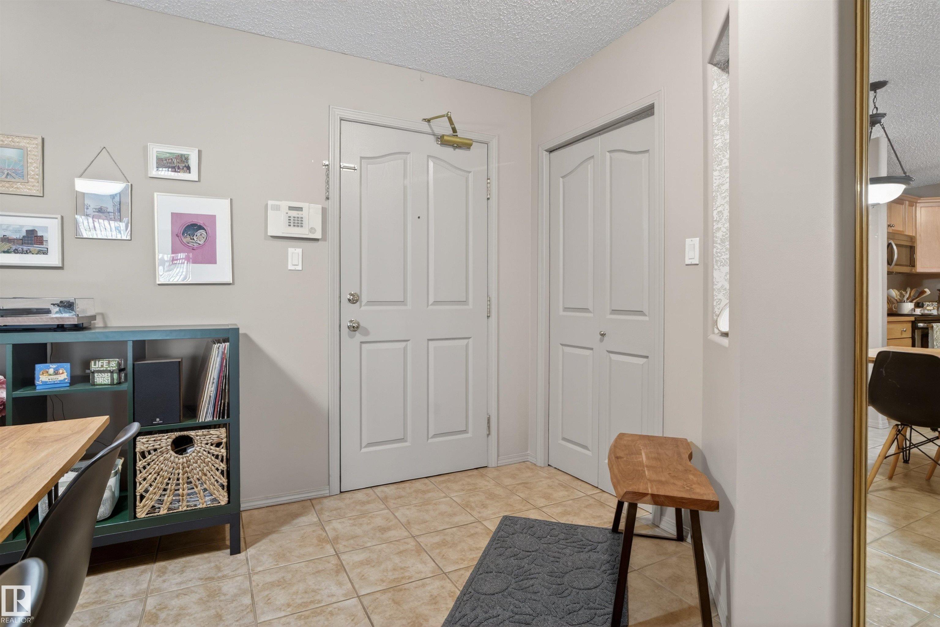 Photo 6 at 110 - 2903 Rabbit Hill Road NW, Hodgson, Edmonton