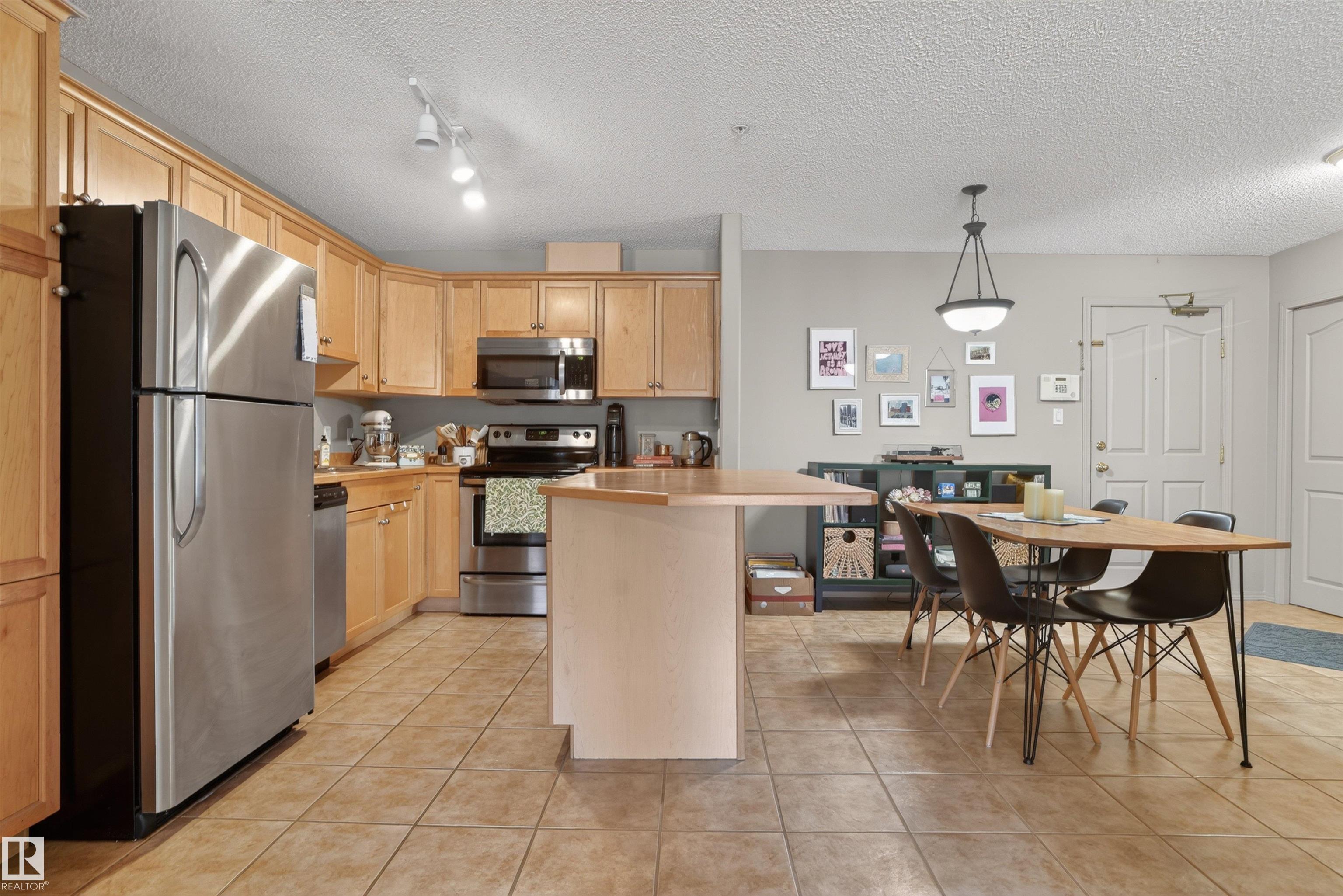 Photo 8 at 110 - 2903 Rabbit Hill Road NW, Hodgson, Edmonton