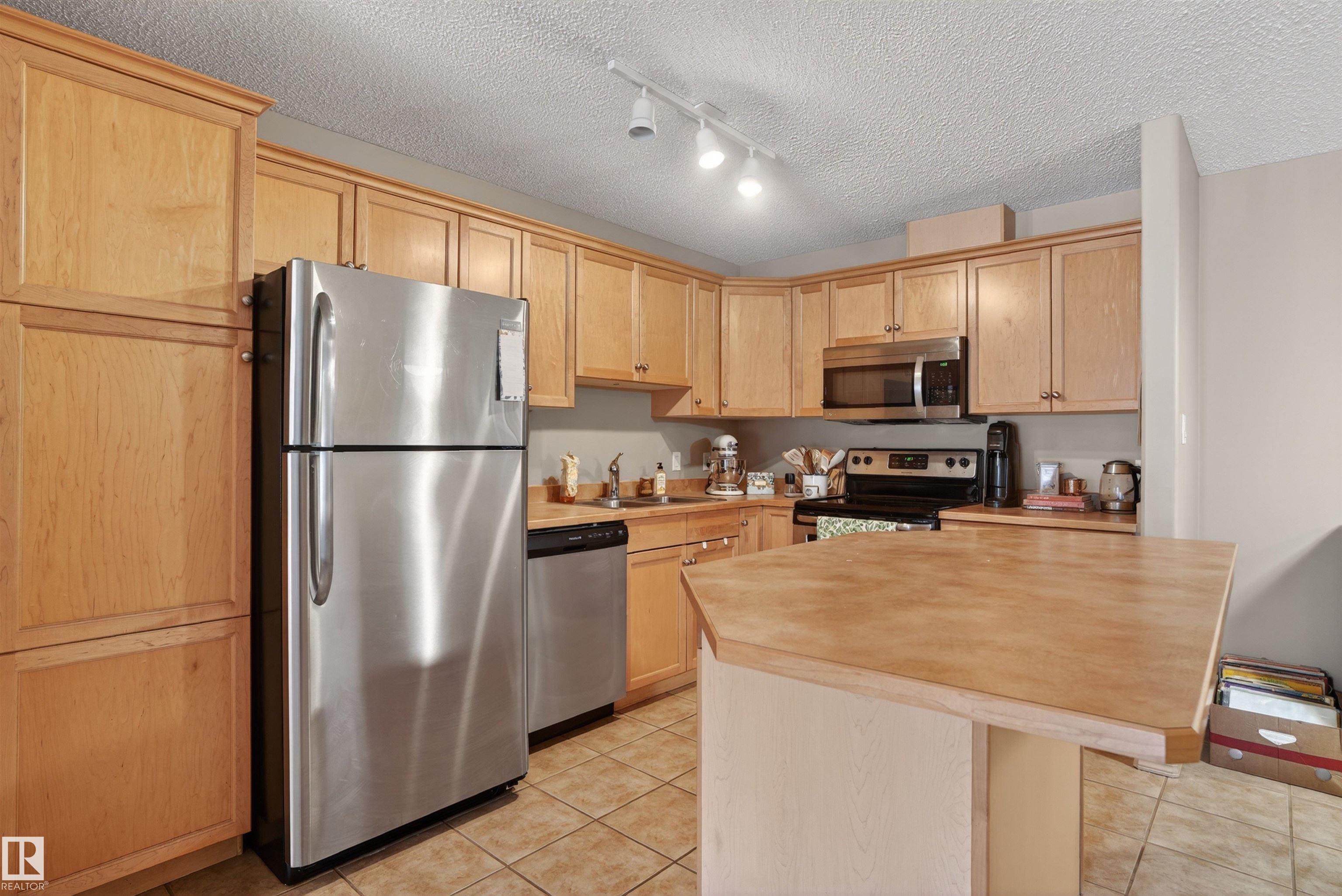 Photo 9 at 110 - 2903 Rabbit Hill Road NW, Hodgson, Edmonton