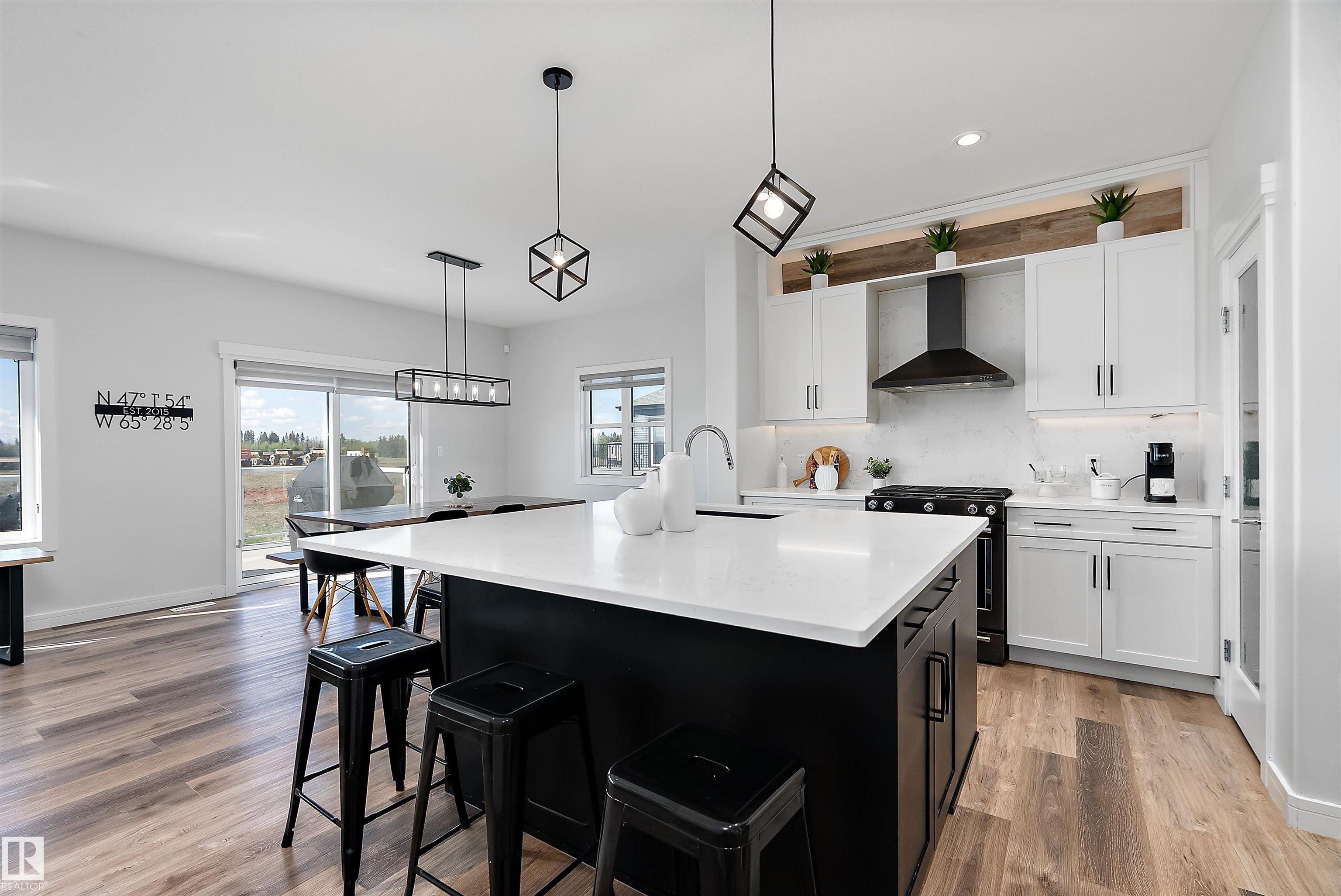 575 Boulder Wynd, Black Stone, Leduc