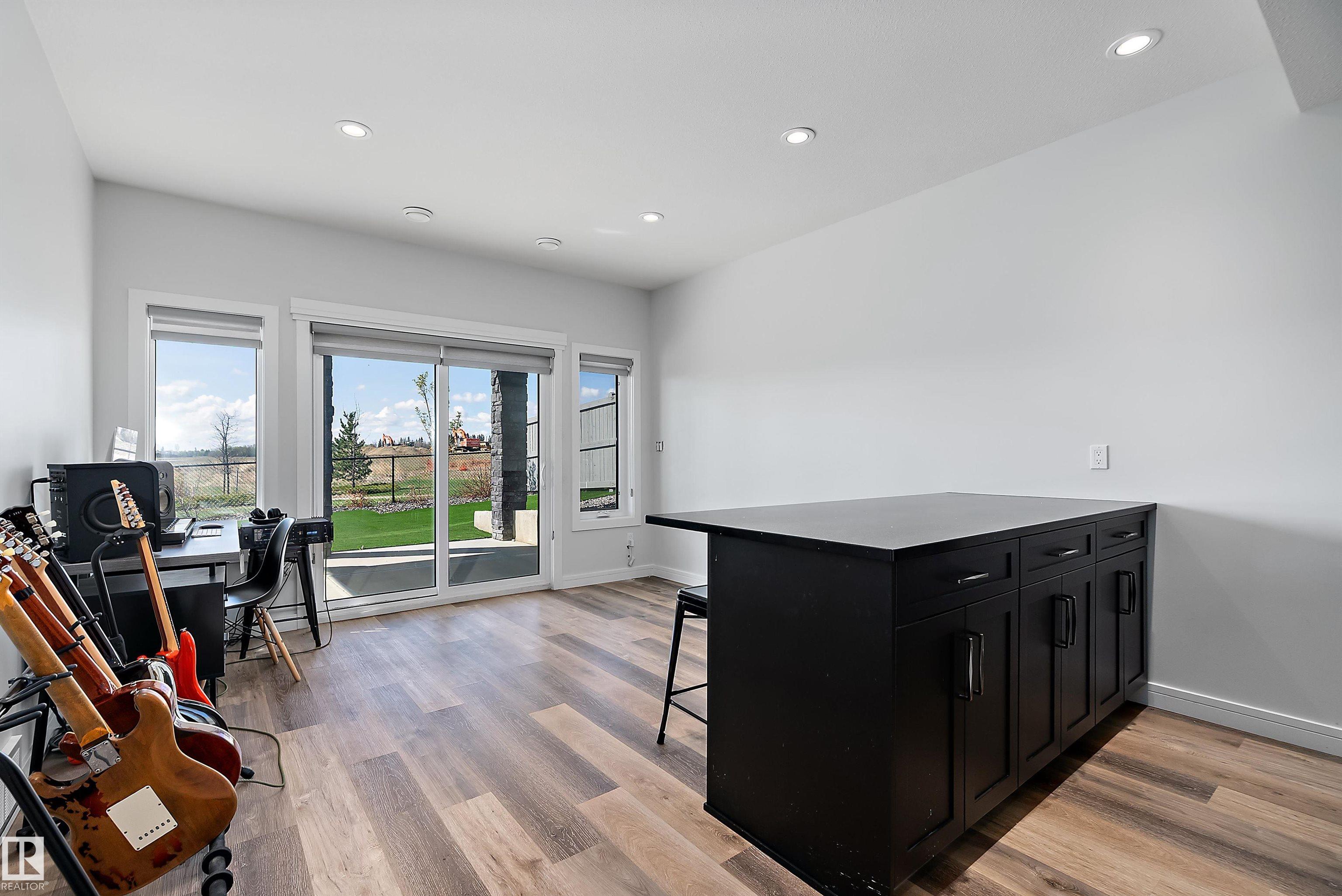 Photo 33 at 575 Boulder Wynd, Black Stone, Leduc