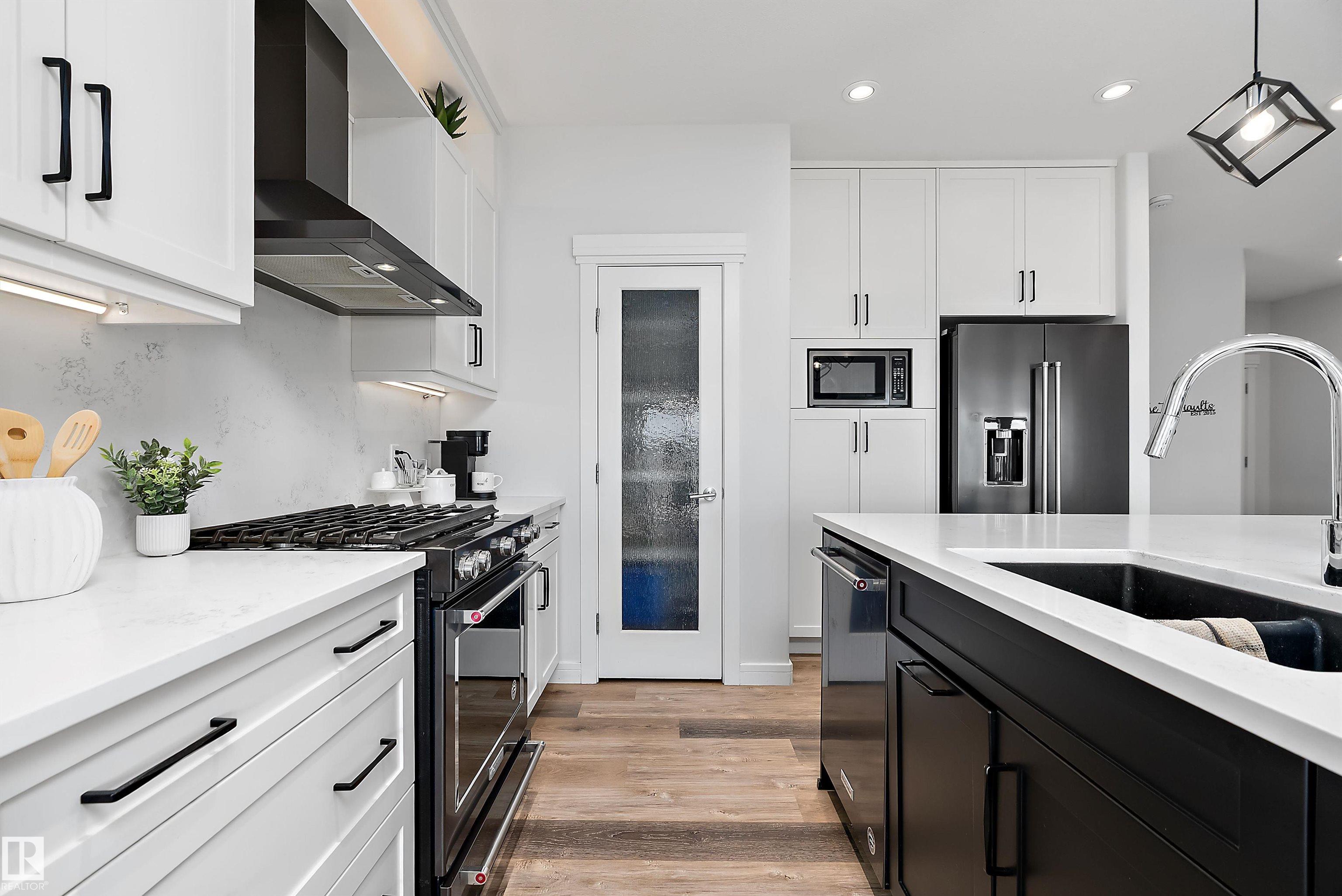 Photo 6 at 575 Boulder Wynd, Black Stone, Leduc