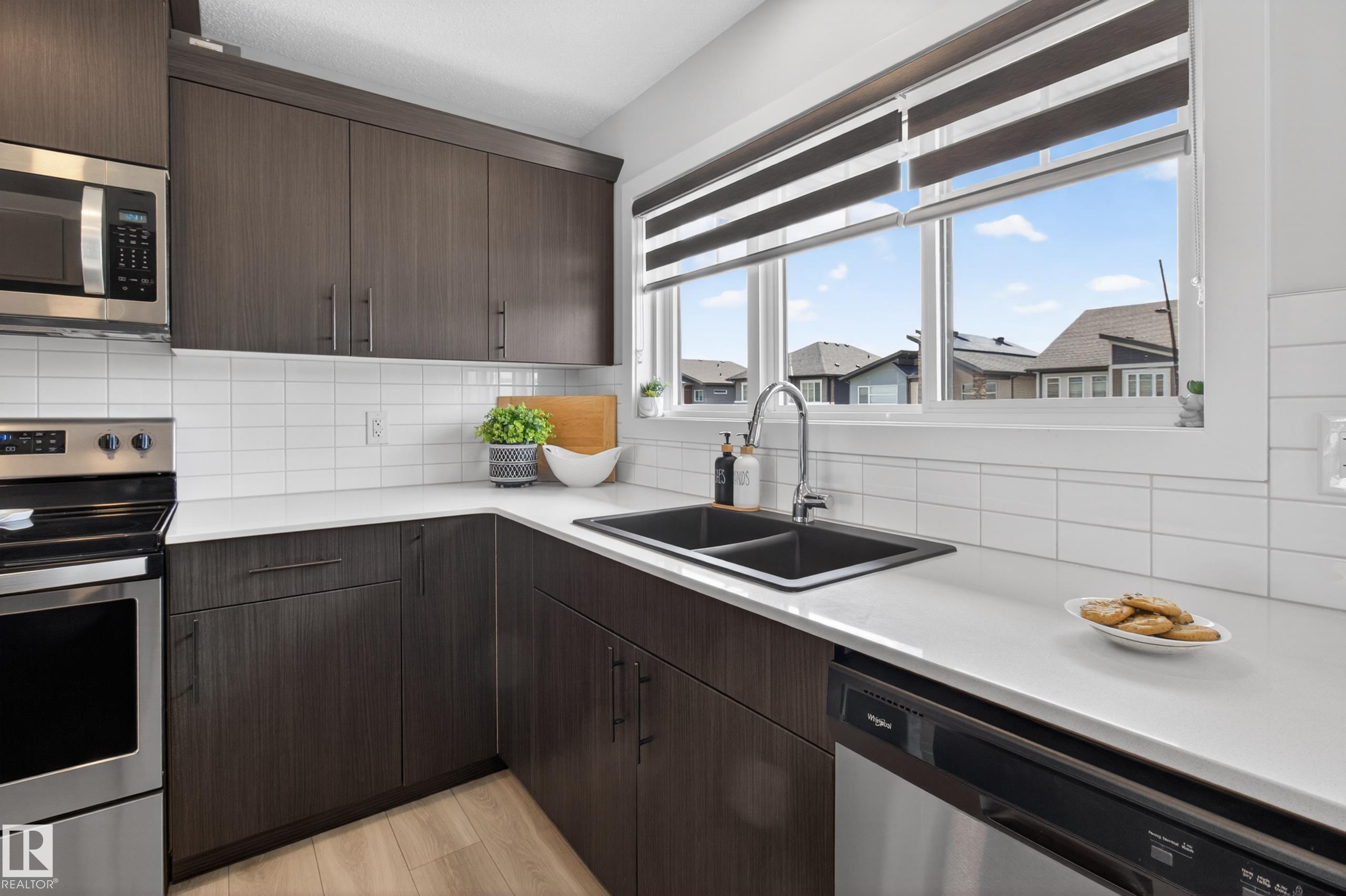 Photo 15 at 19722 26a Avenue NW, The Uplands, Edmonton