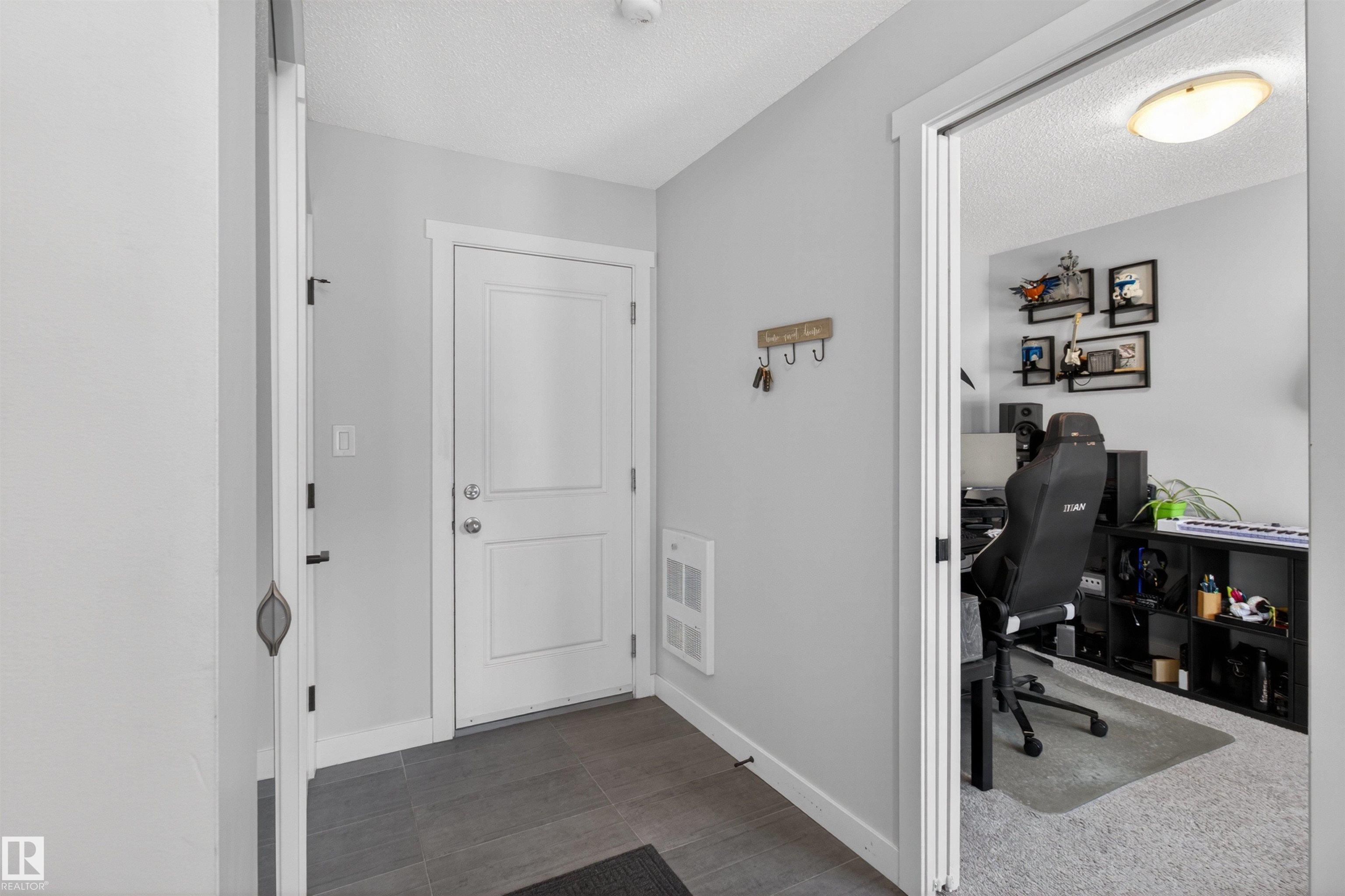 19722 26a Avenue NW, The Uplands, Edmonton