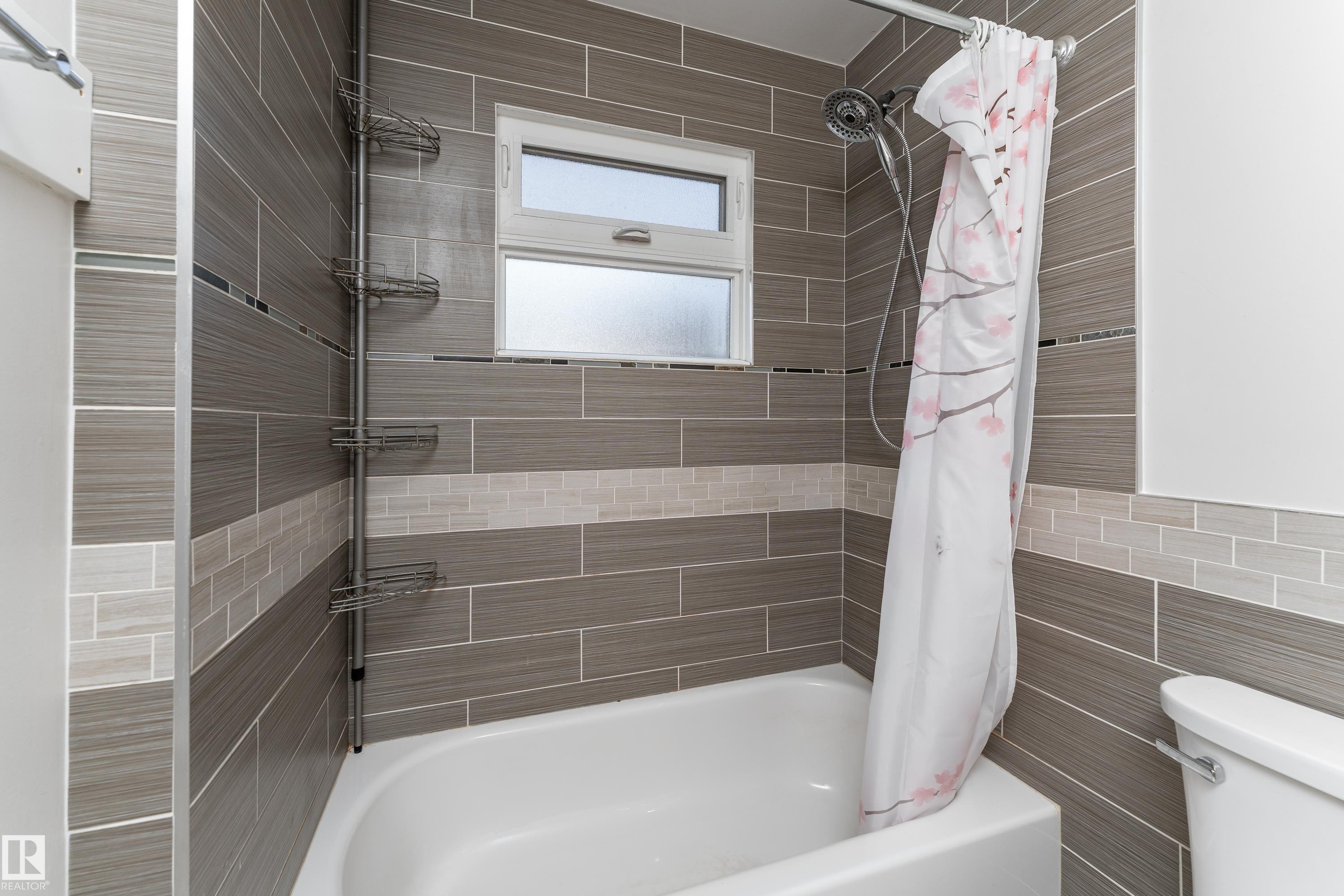 Photo 30 at 23 Bluebird Crescent, Brentwood, Sherwood Park