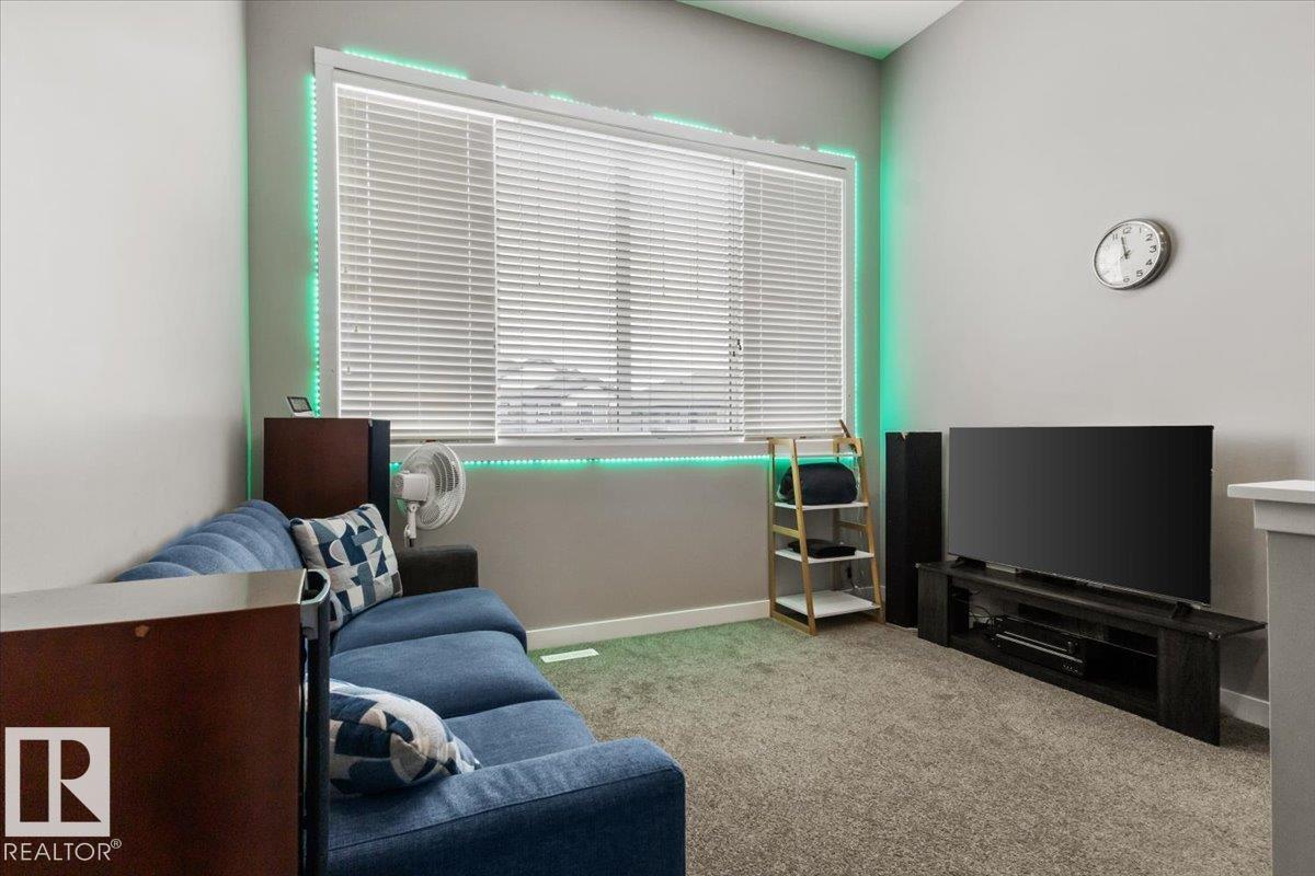 https://zimg.paragon.ice.com/ParagonImages/Property/PM/RAE/225401489/8/0/0/b225c75bffcb2f6f2522eccb8feeba25/1/25bb5fa7feea6b7712771df86fb09df8/225401489-0d205594-4d85-4989-ae8d-a522ade4a55e.JPG