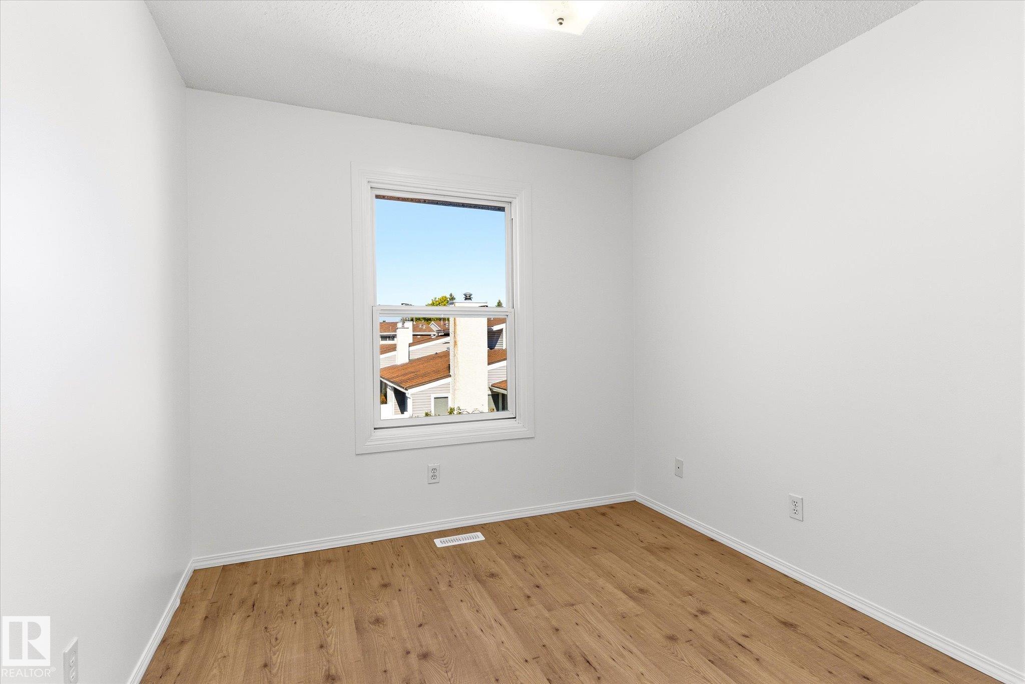 Photo 19 at 6320 184 Street NW, Ormsby Place, Edmonton