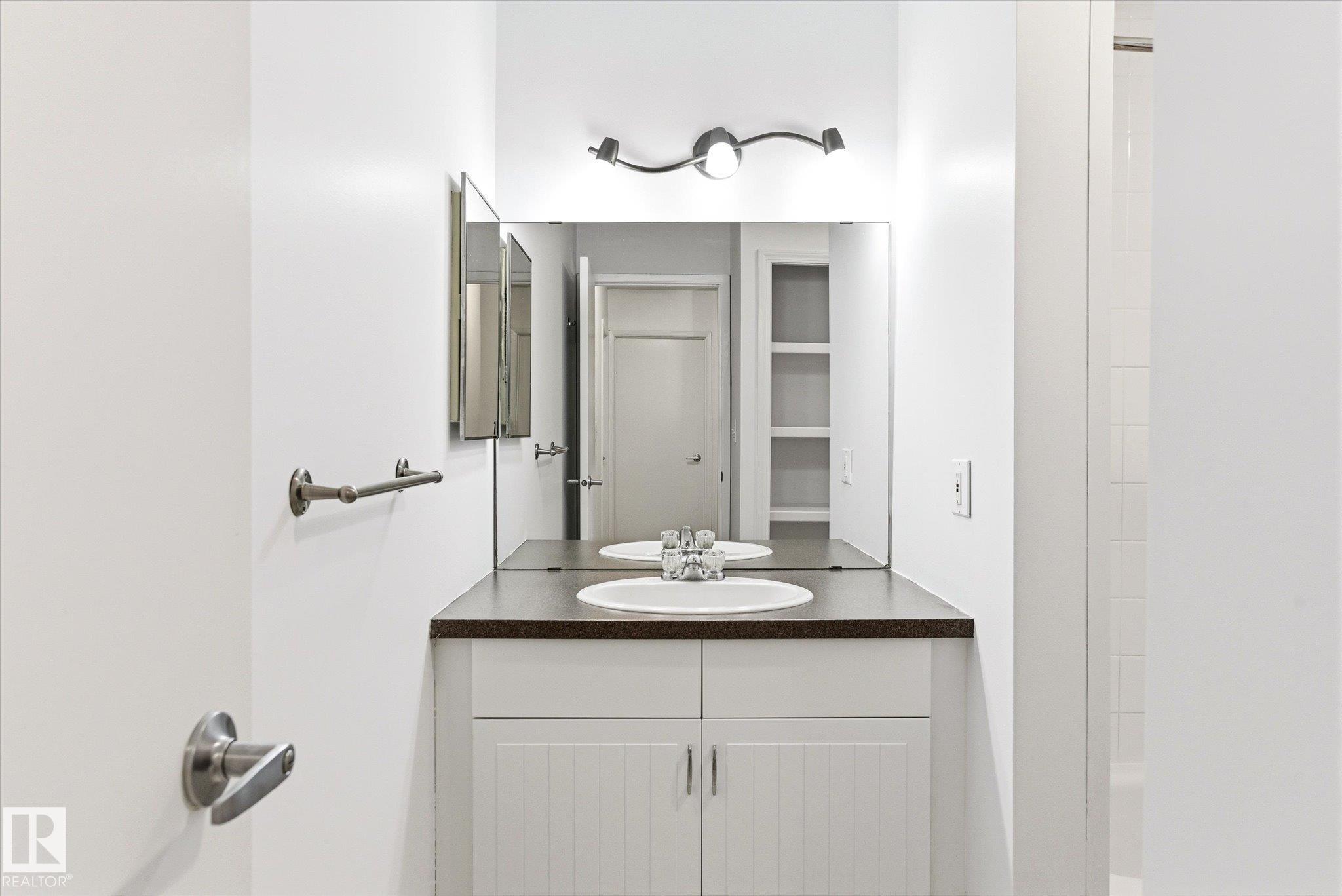 Photo 22 at 6320 184 Street NW, Ormsby Place, Edmonton