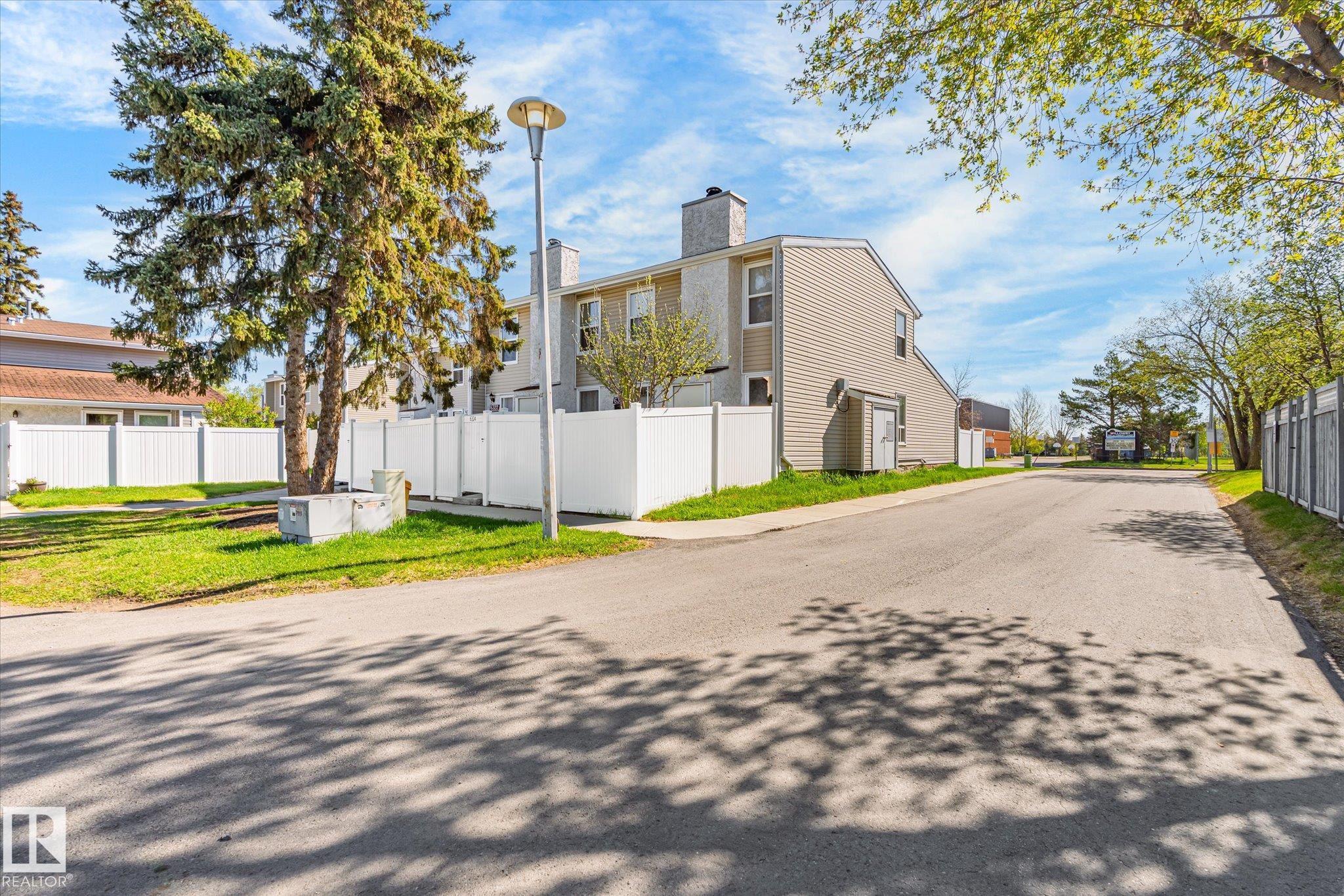 Photo 31 at 6320 184 Street NW, Ormsby Place, Edmonton