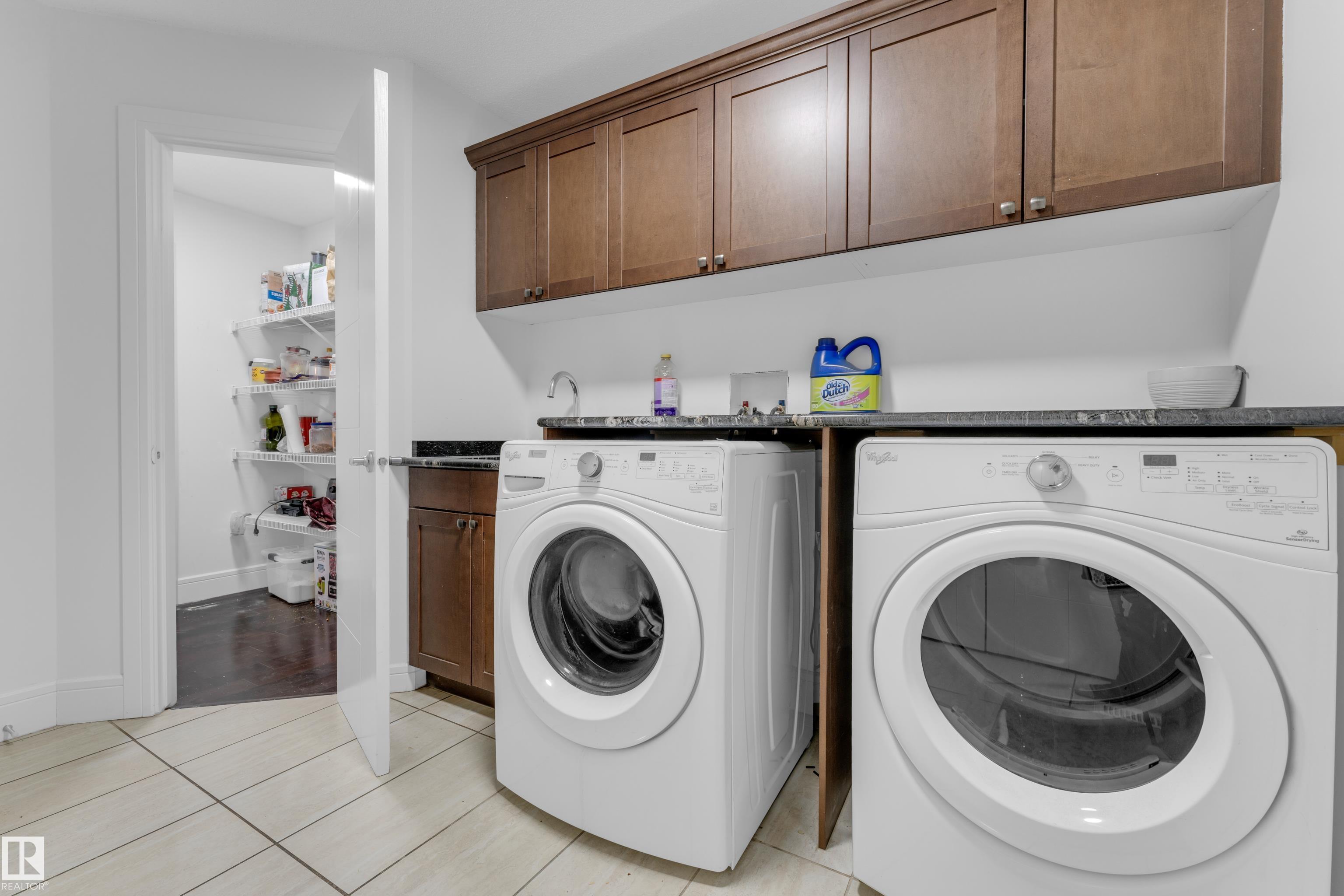 https://zimg.paragon.ice.com/ParagonImages/Property/PM/RAE/225401501/12/0/0/60b309c6e5b2d136cf2aba0554f73e88/1/e4495a7259a777493a90365bc60b4d91/225401501-8296343e-e40b-4be0-ad21-a354713f29e8.JPG
