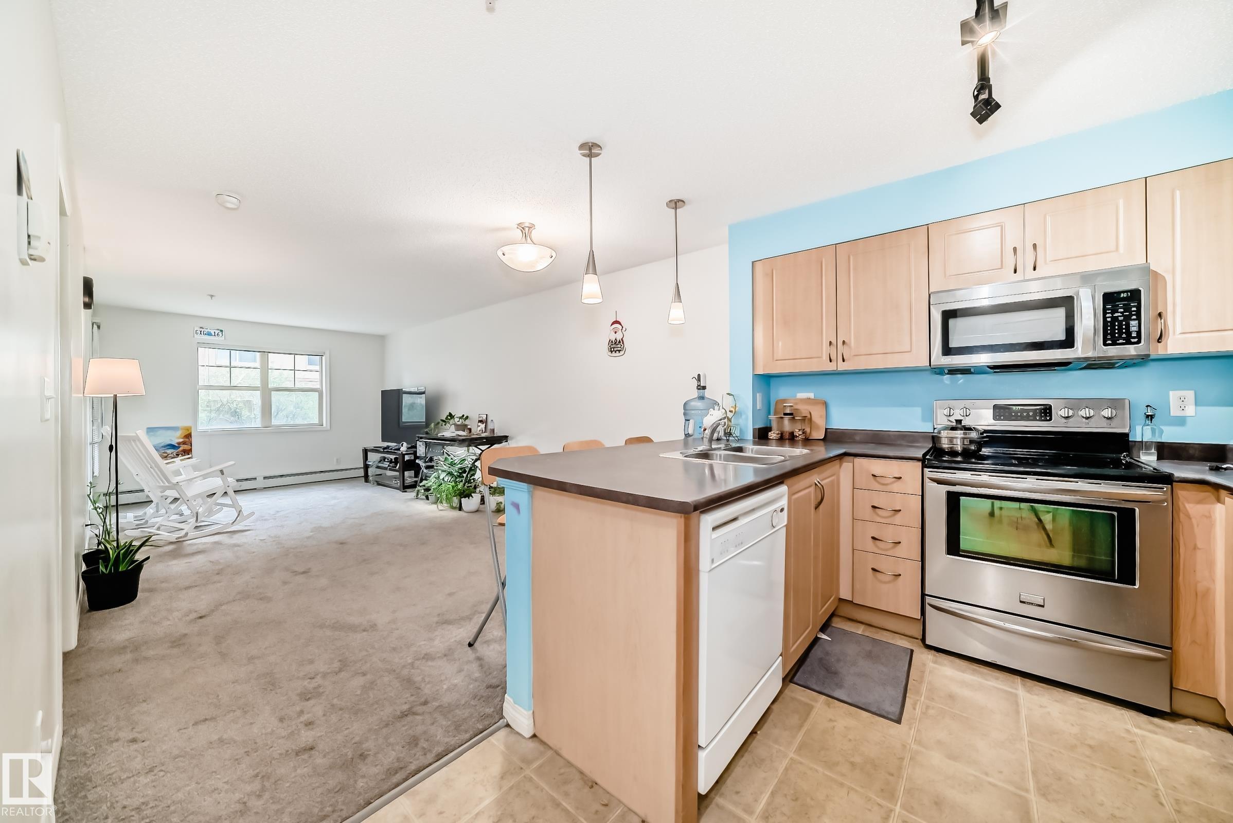 Photo 6 at 113 - 11441 Ellerslie Road SW, Rutherford, Edmonton