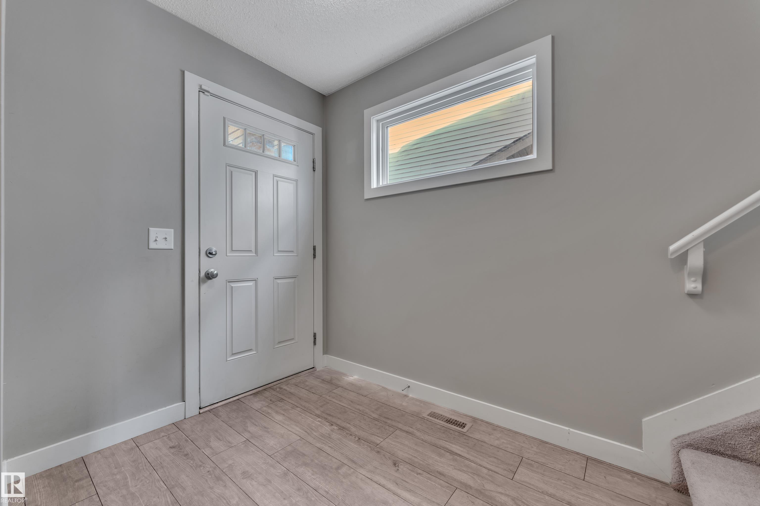Picture for 3319 11 AV NW