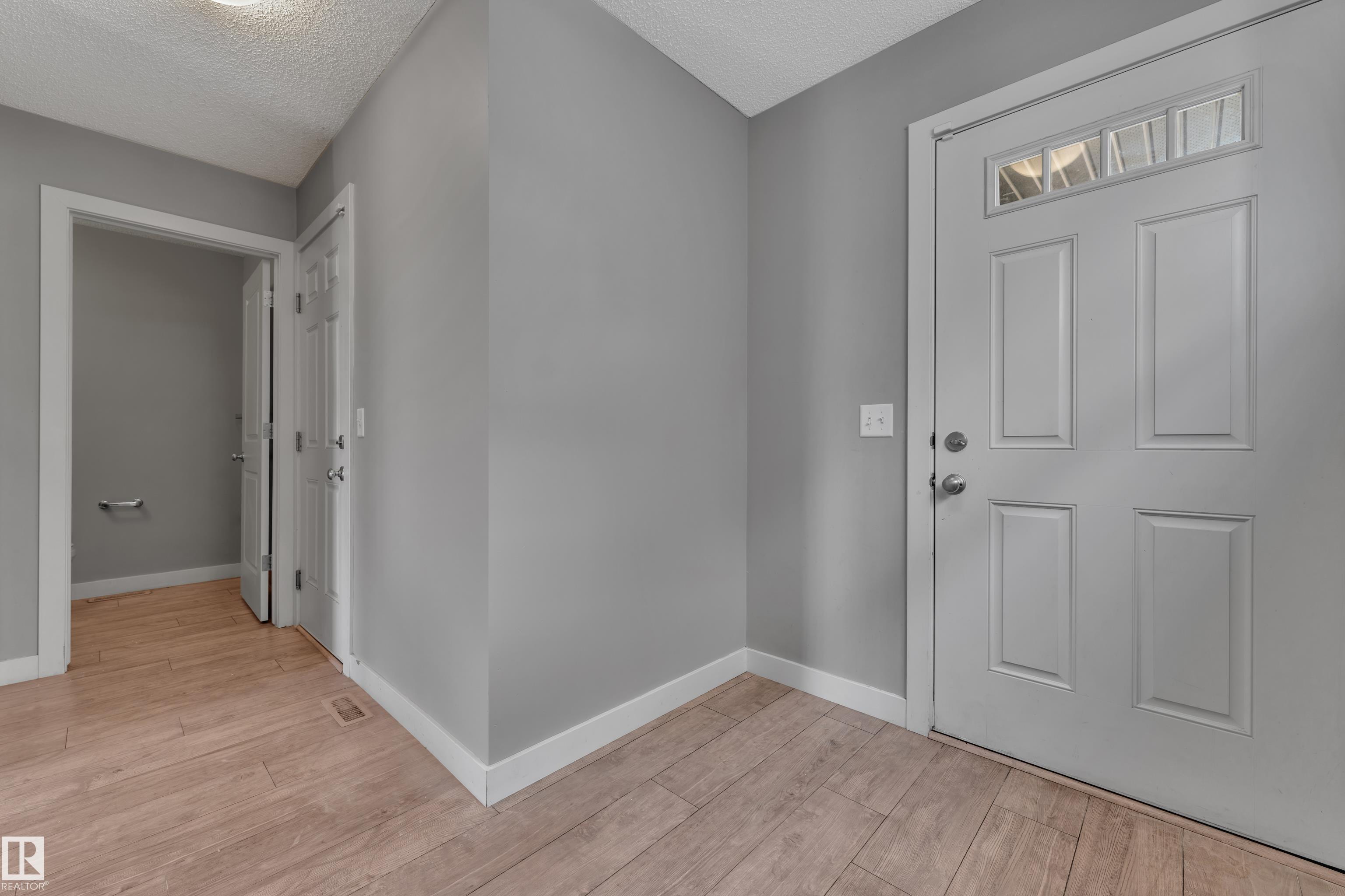 Picture for 3319 11 AV NW