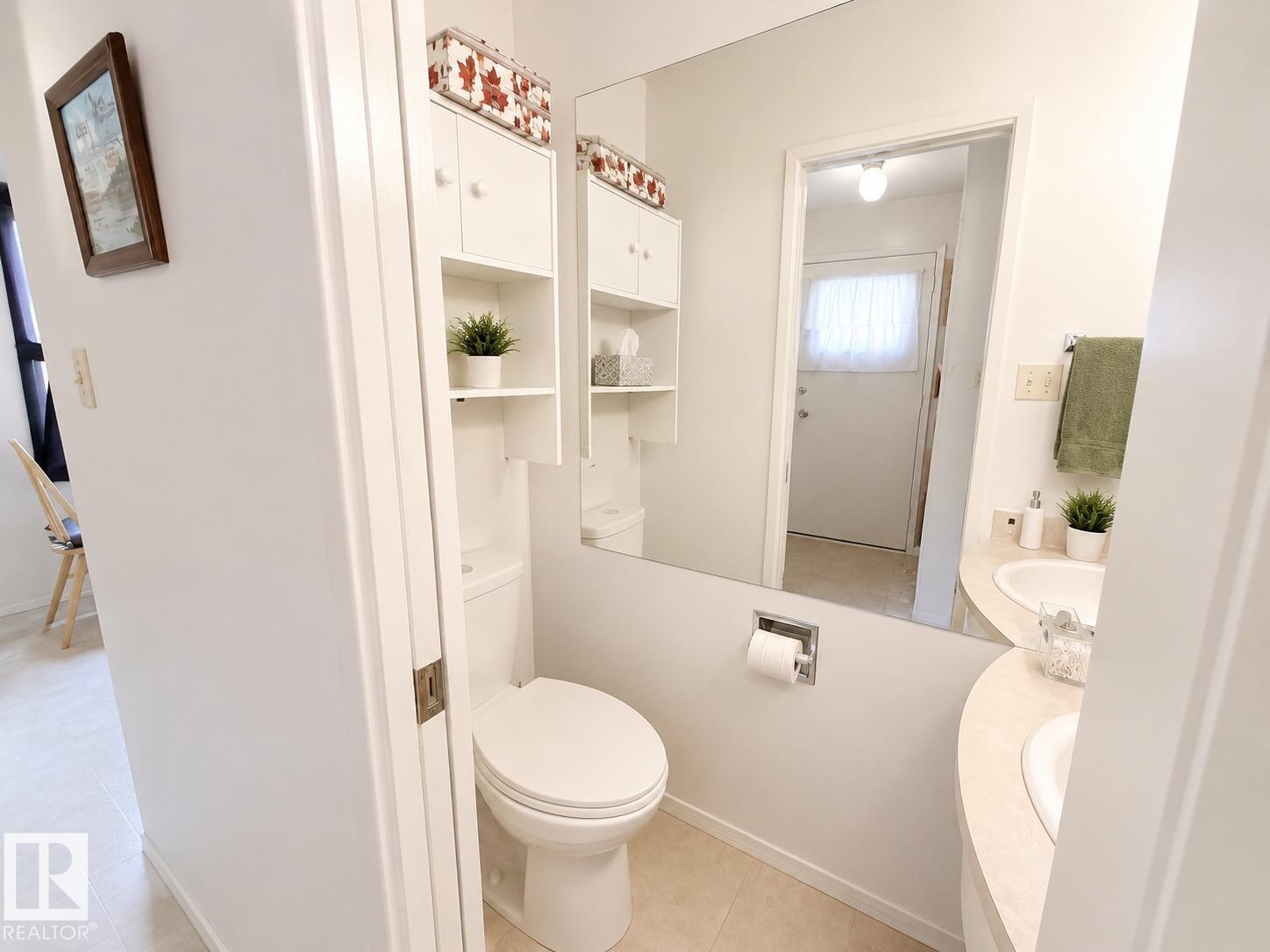 Picture for 126 WOODSTOCK NW